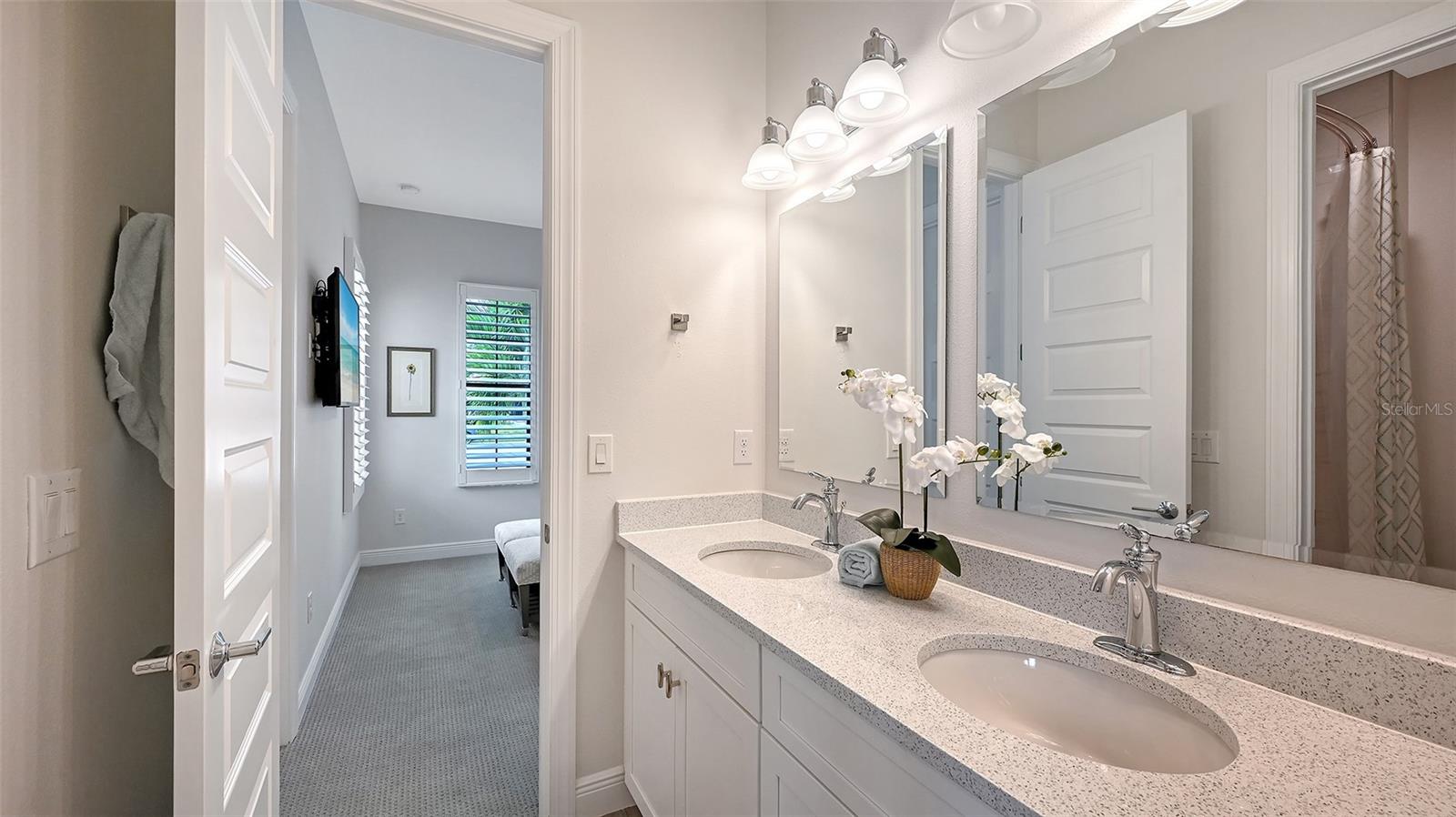 Image 34 of 67 For 16609 Berwick Terrace