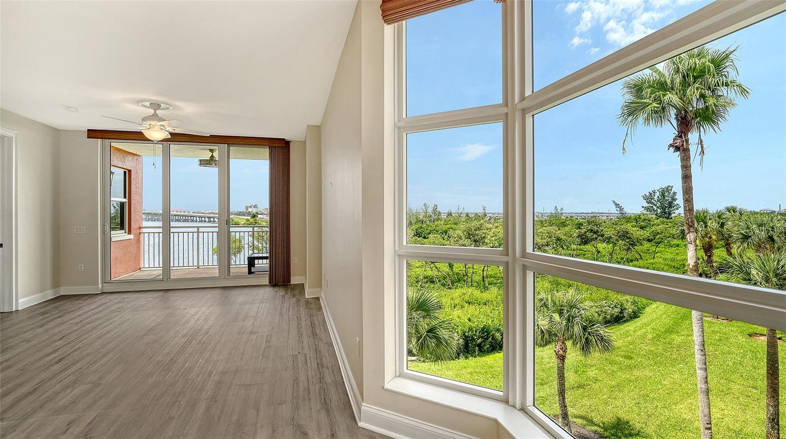 Image 16 of 58 For 615 Riviera Dunes Way 208
