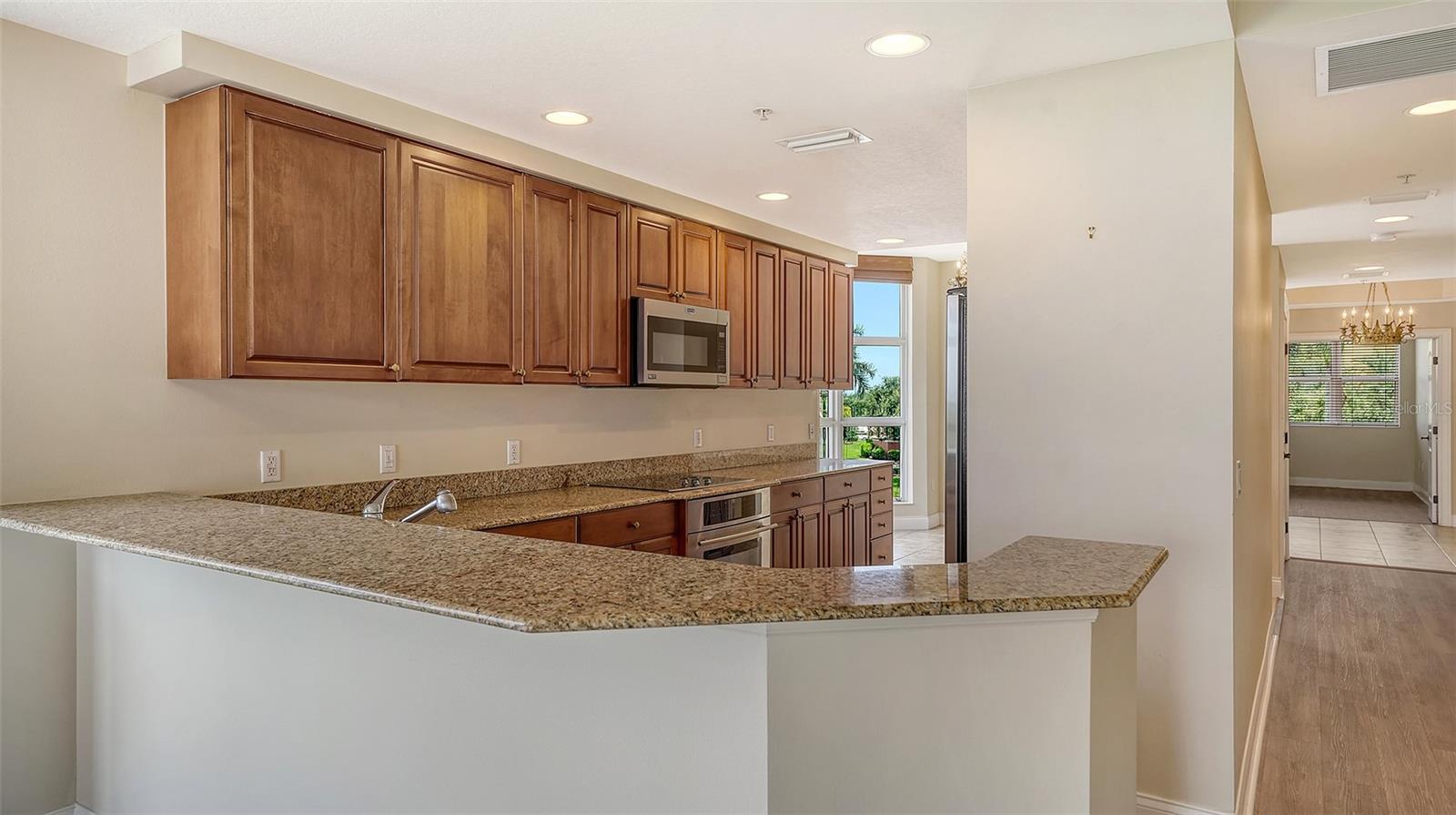 Image 23 of 58 For 615 Riviera Dunes Way 208