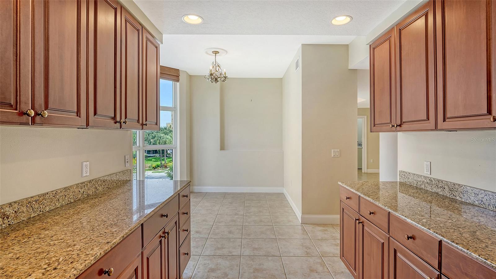 Image 26 of 58 For 615 Riviera Dunes Way 208