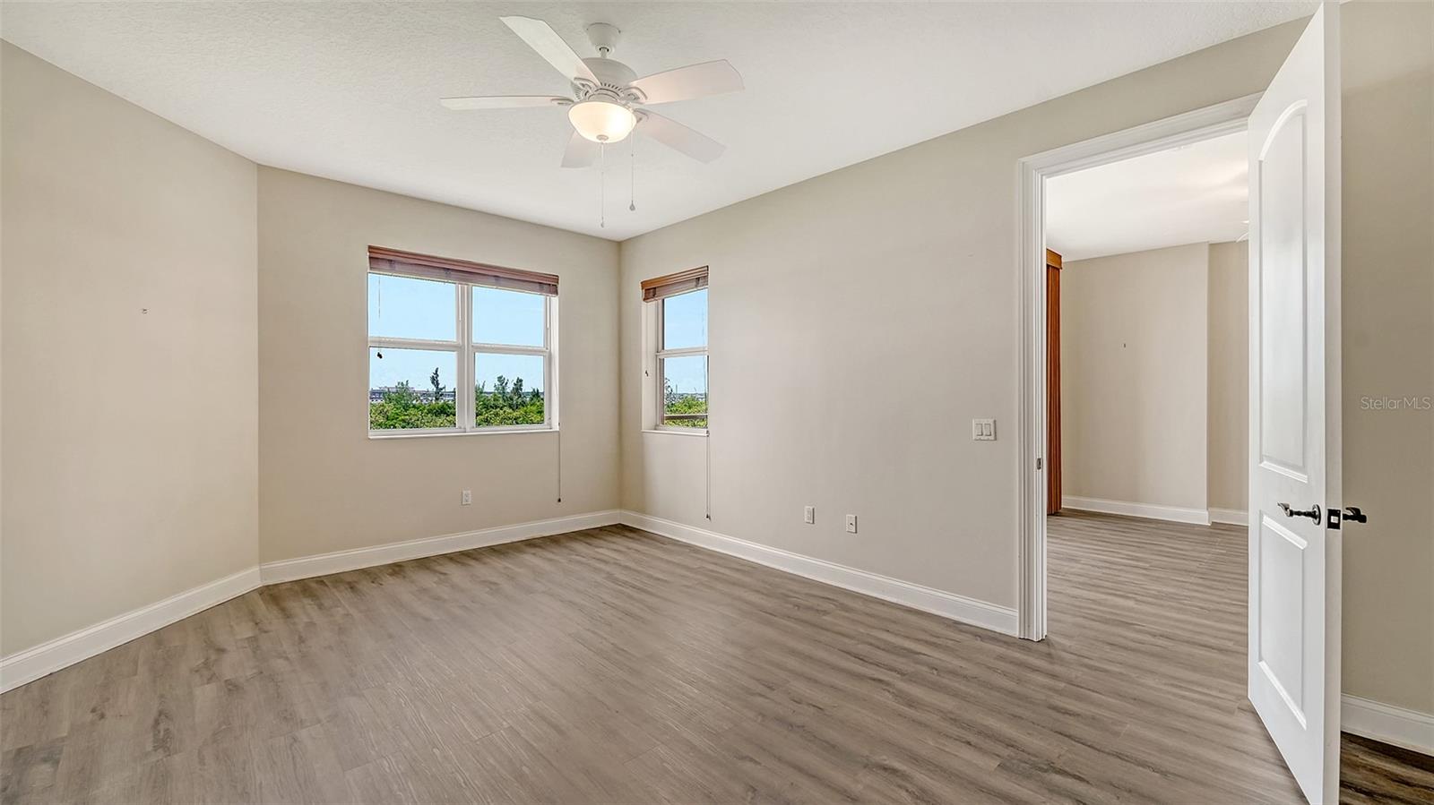 Image 32 of 58 For 615 Riviera Dunes Way 208