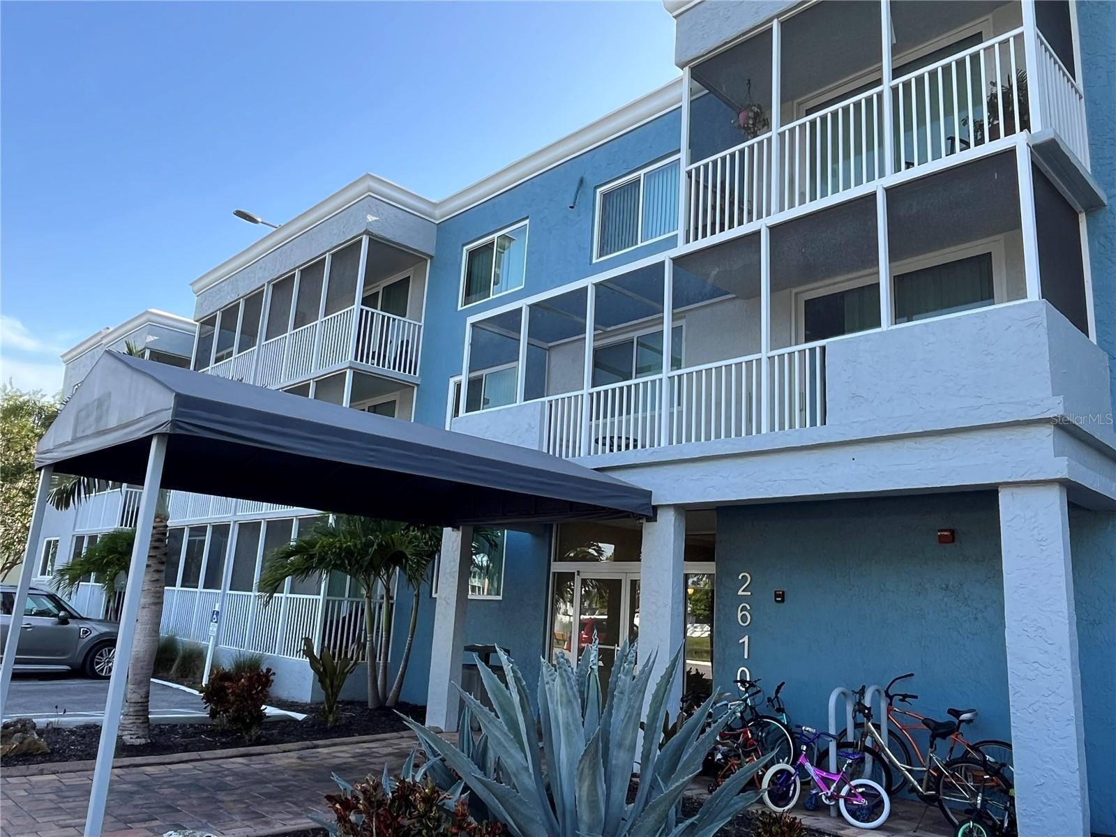 Details for 2610 Coconut Bay Ln  715 (1e), SARASOTA, FL 34237