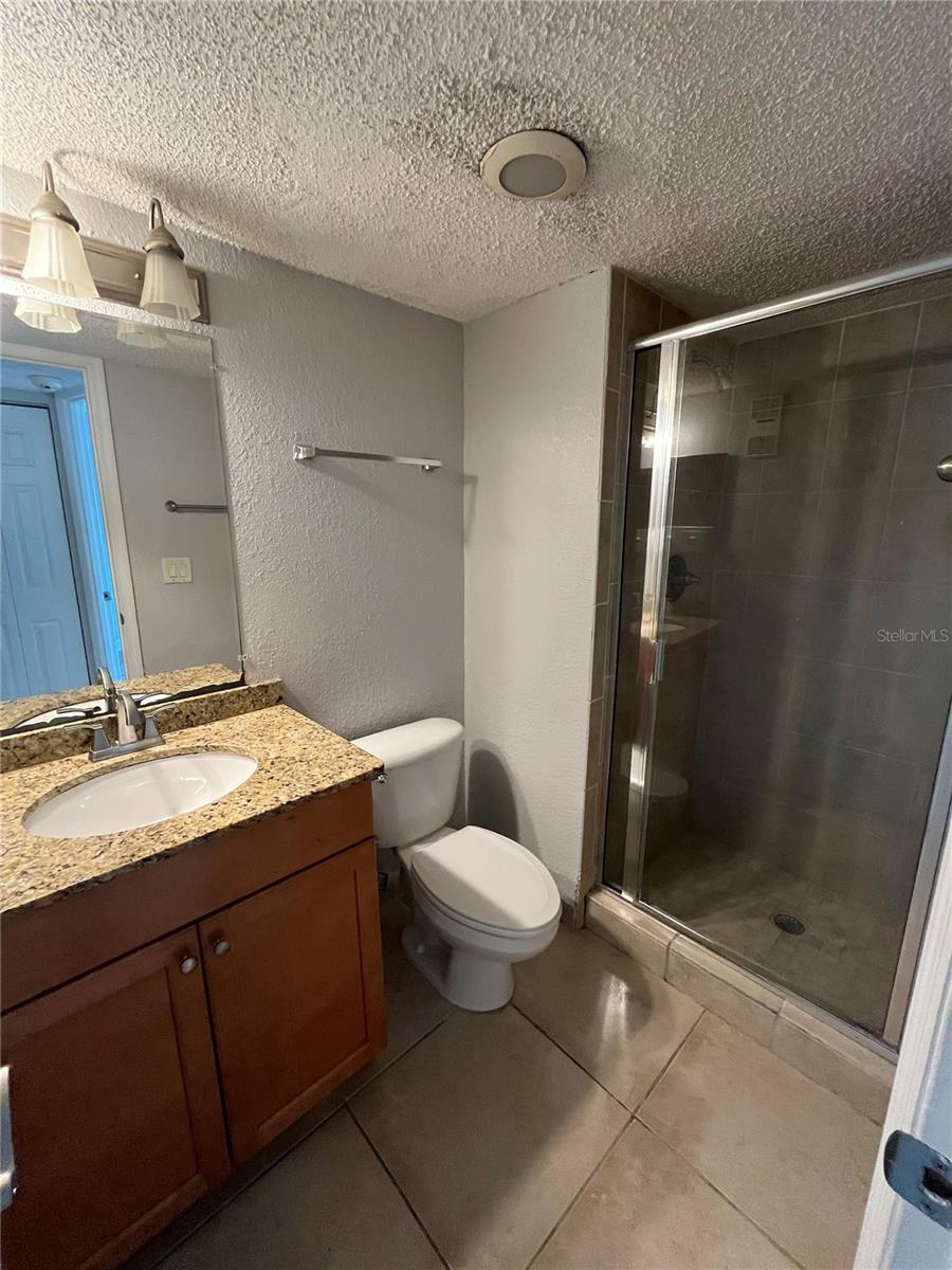 Image 6 of 27 For 2610 Coconut Bay Ln  715 (1e)