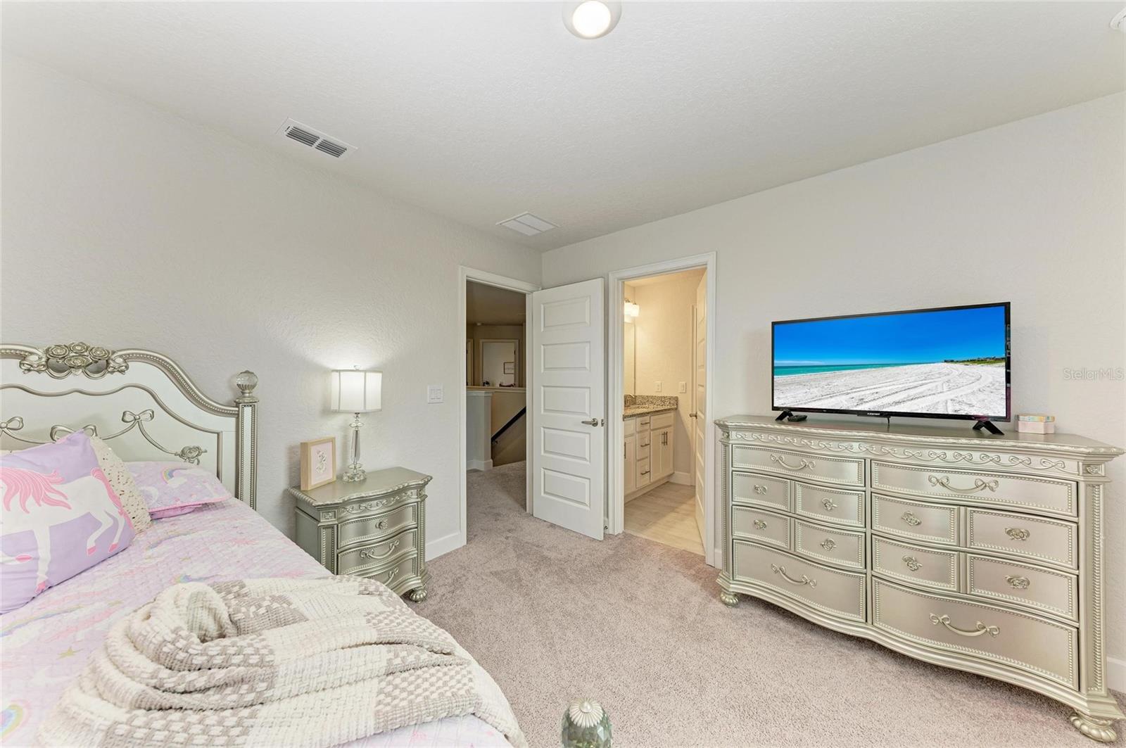 Image 32 of 66 For 6107 164th Avenue E