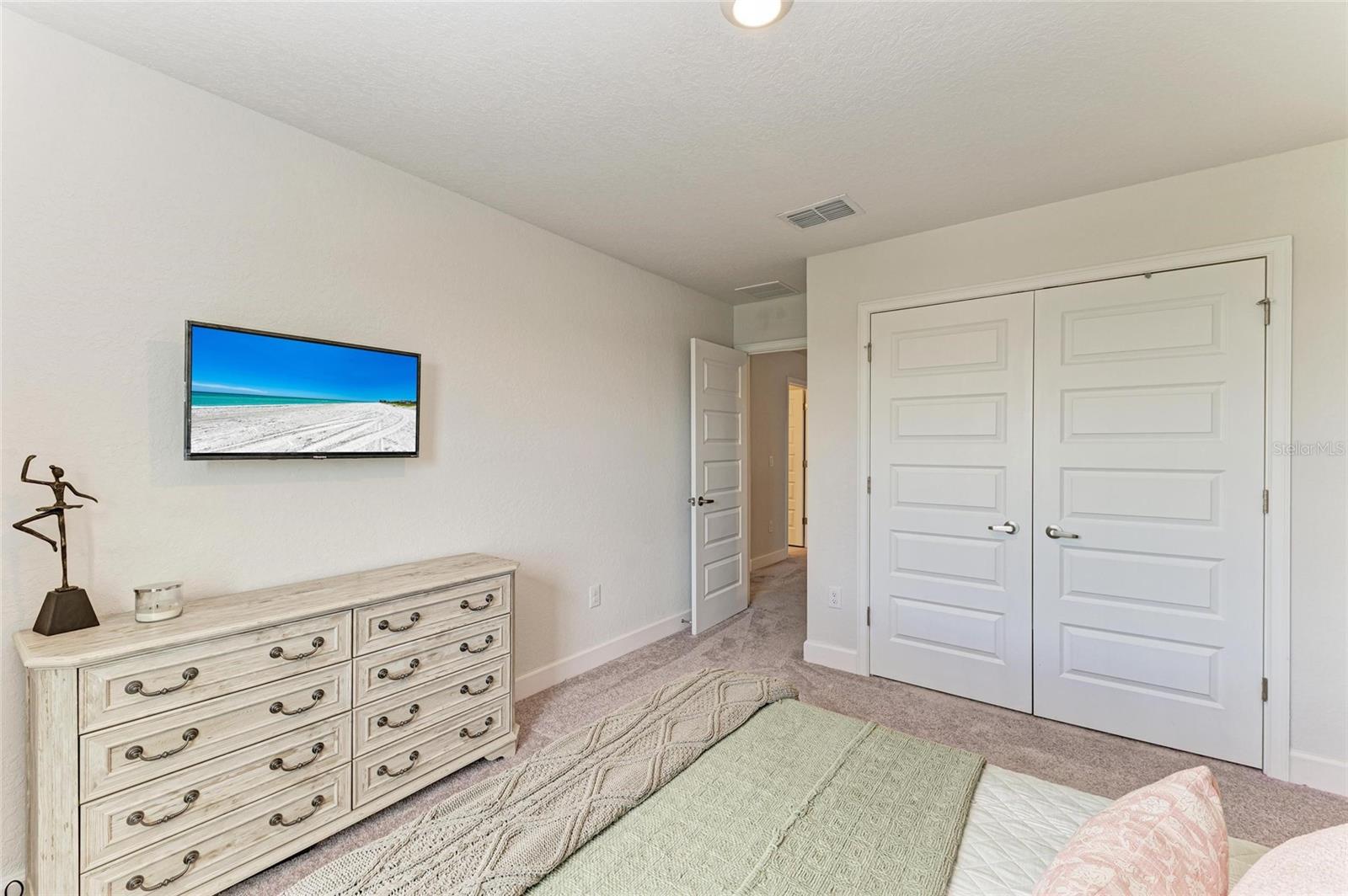 Image 41 of 66 For 6107 164th Avenue E