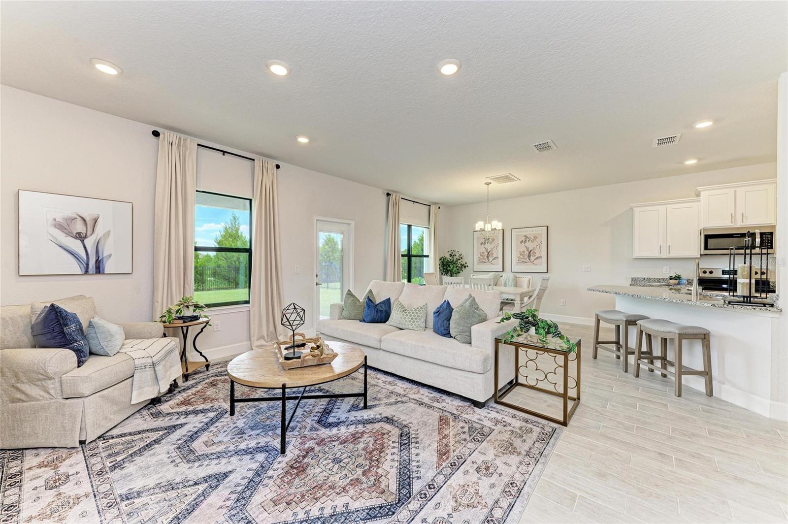 Image 5 of 66 For 6107 164th Avenue E