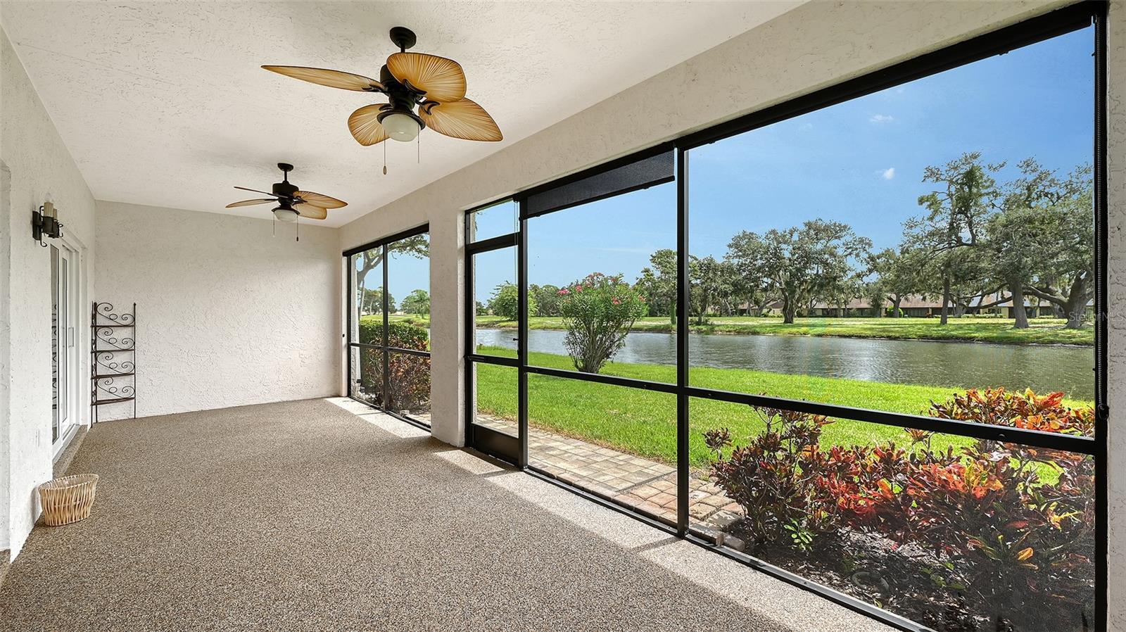 Image 11 of 63 For 7340 Golf Pointe Circle