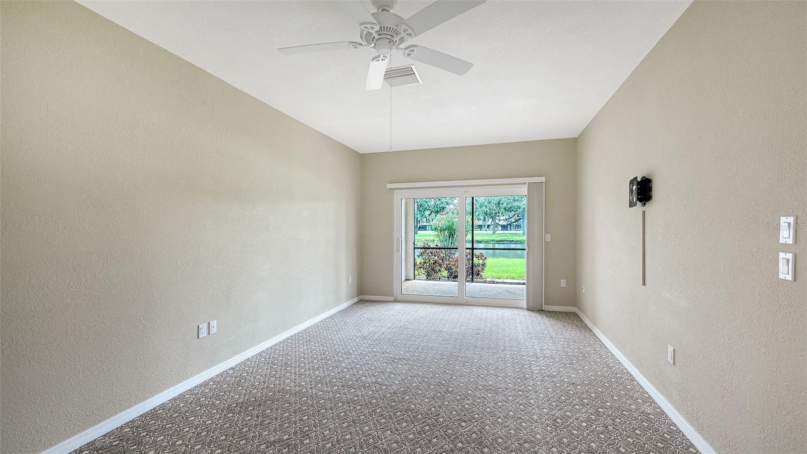 Image 23 of 63 For 7340 Golf Pointe Circle