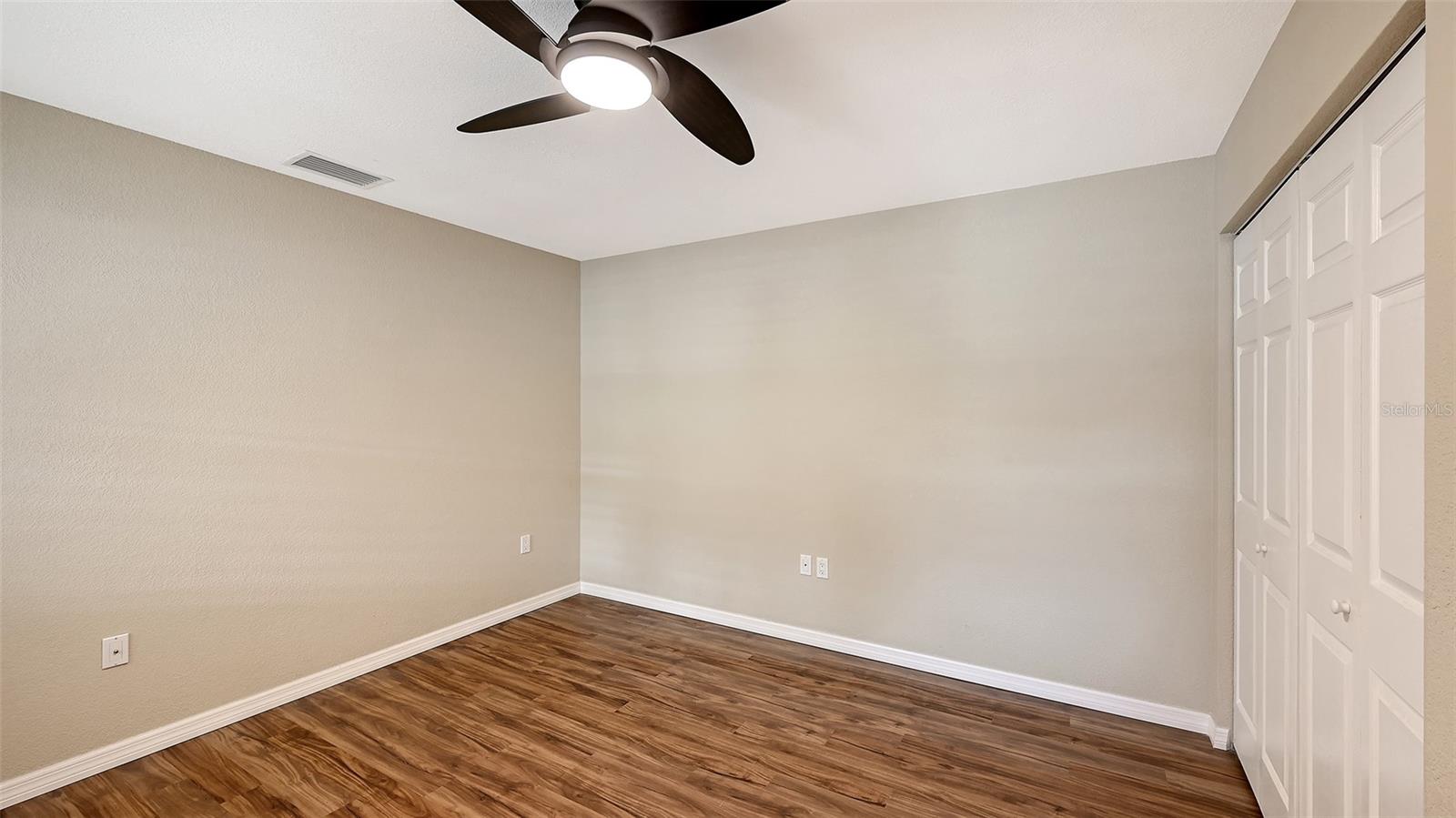 Image 31 of 63 For 7340 Golf Pointe Circle