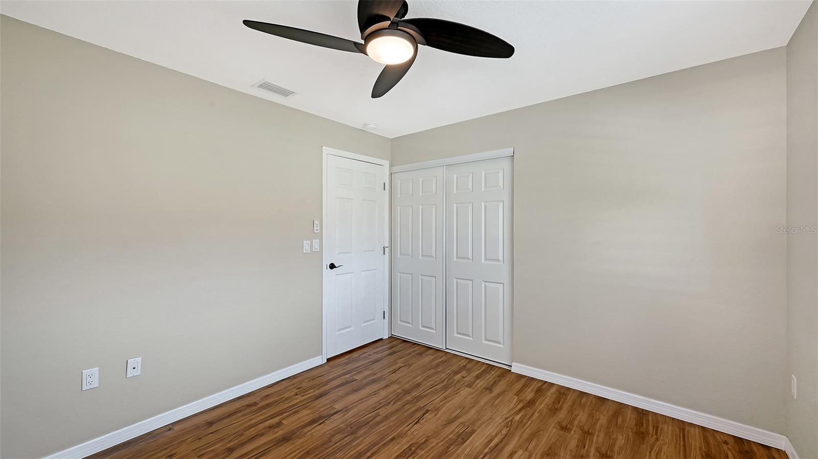 Image 37 of 63 For 7340 Golf Pointe Circle