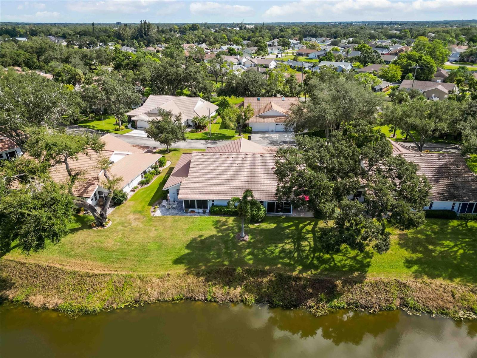 Image 38 of 59 For 5812 Garden Lakes Drive