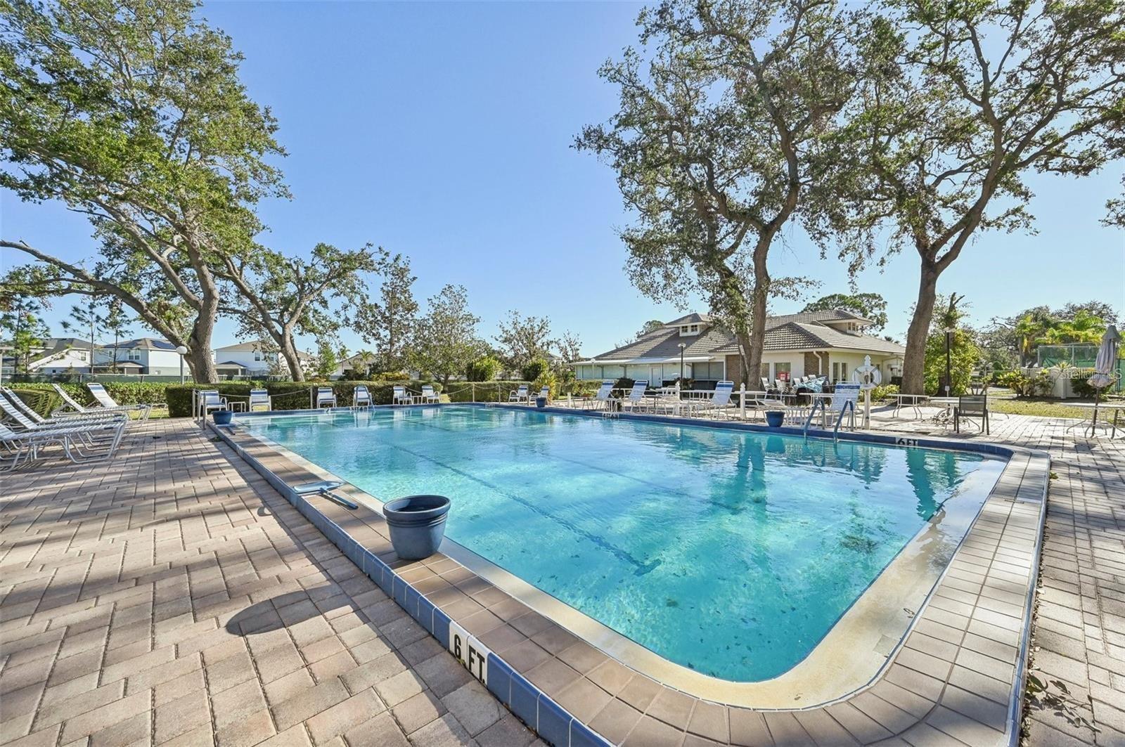 Image 4 of 59 For 5812 Garden Lakes Drive