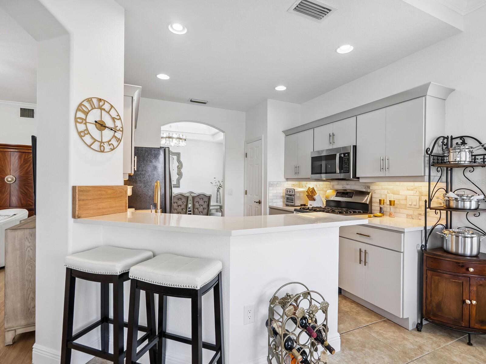 Image 15 of 46 For 8451 Miramar Way 101