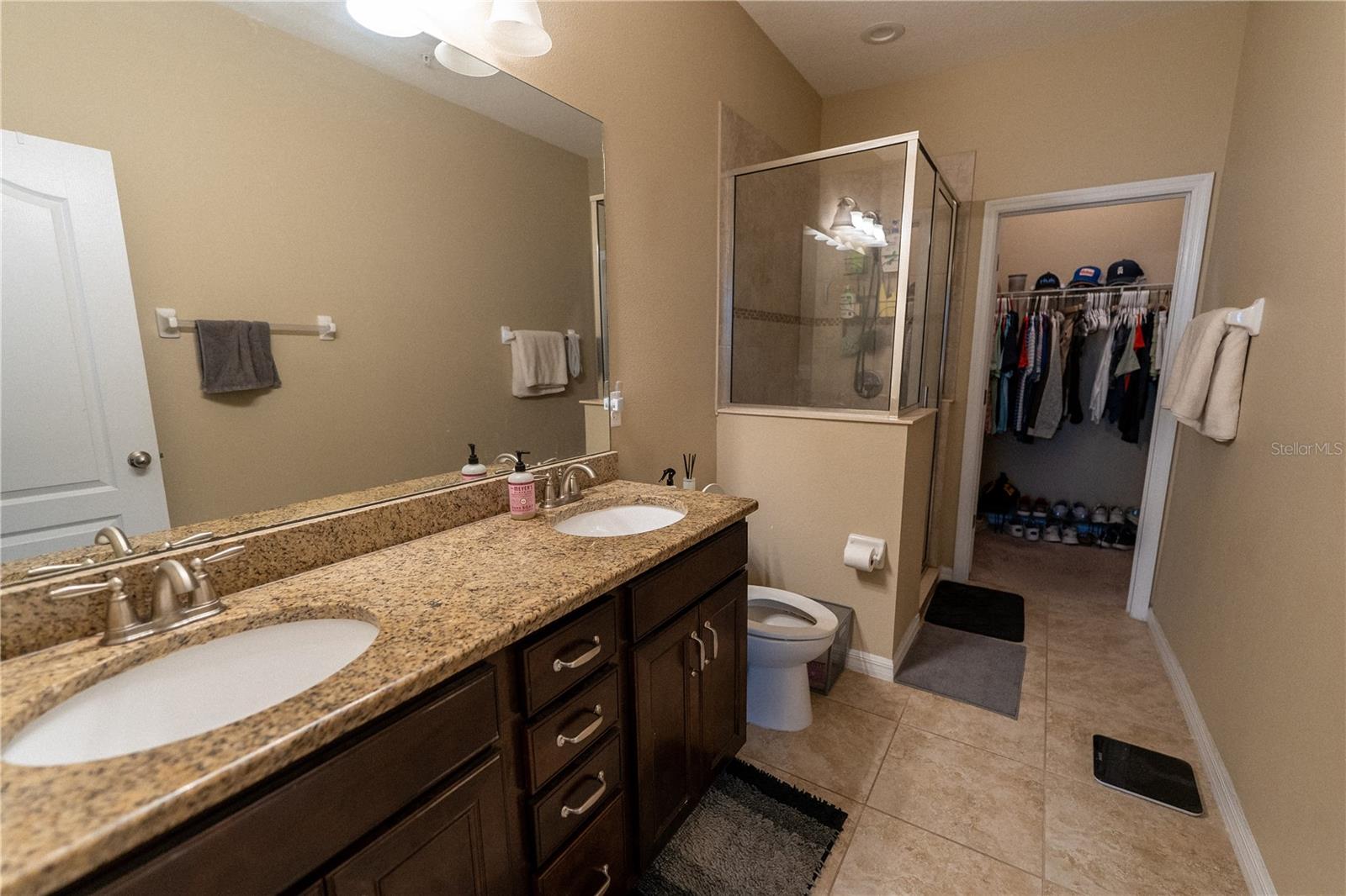 Image 13 of 24 For 3104 Oriole Drive 101