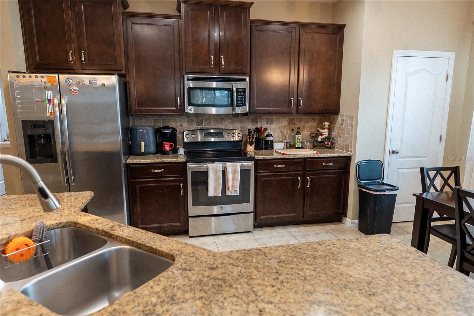 Image 21 of 24 For 3104 Oriole Drive 101