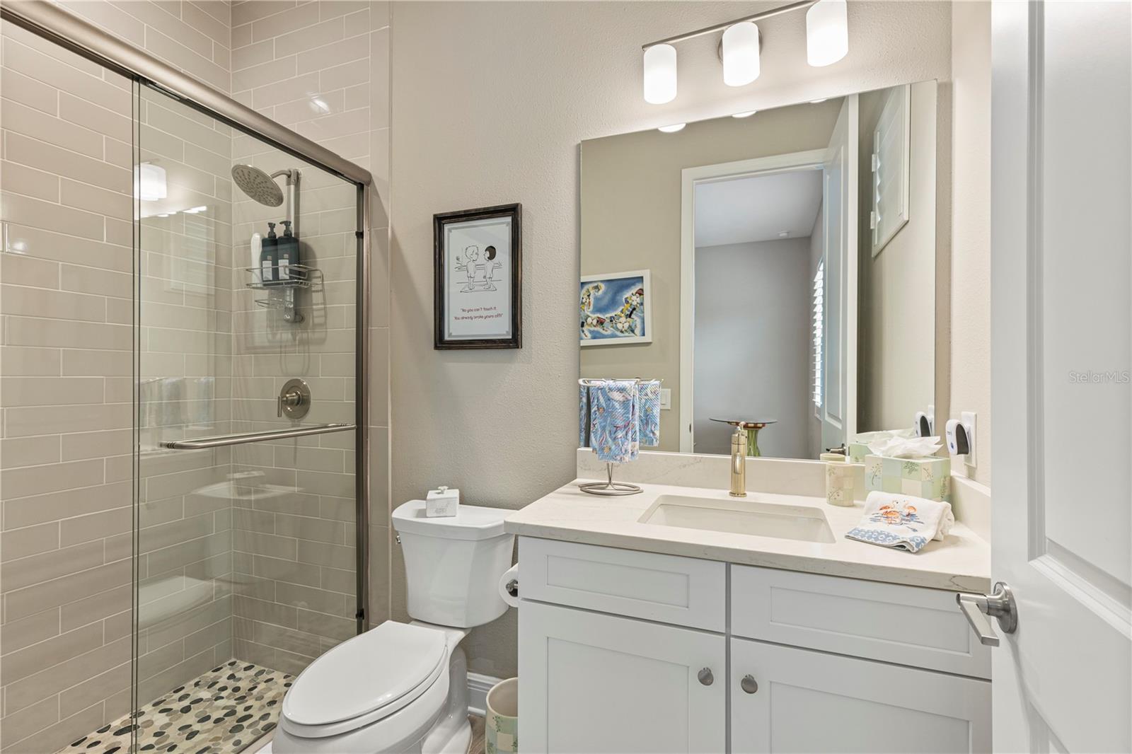 Image 14 of 37 For 21244 Holmes Circle