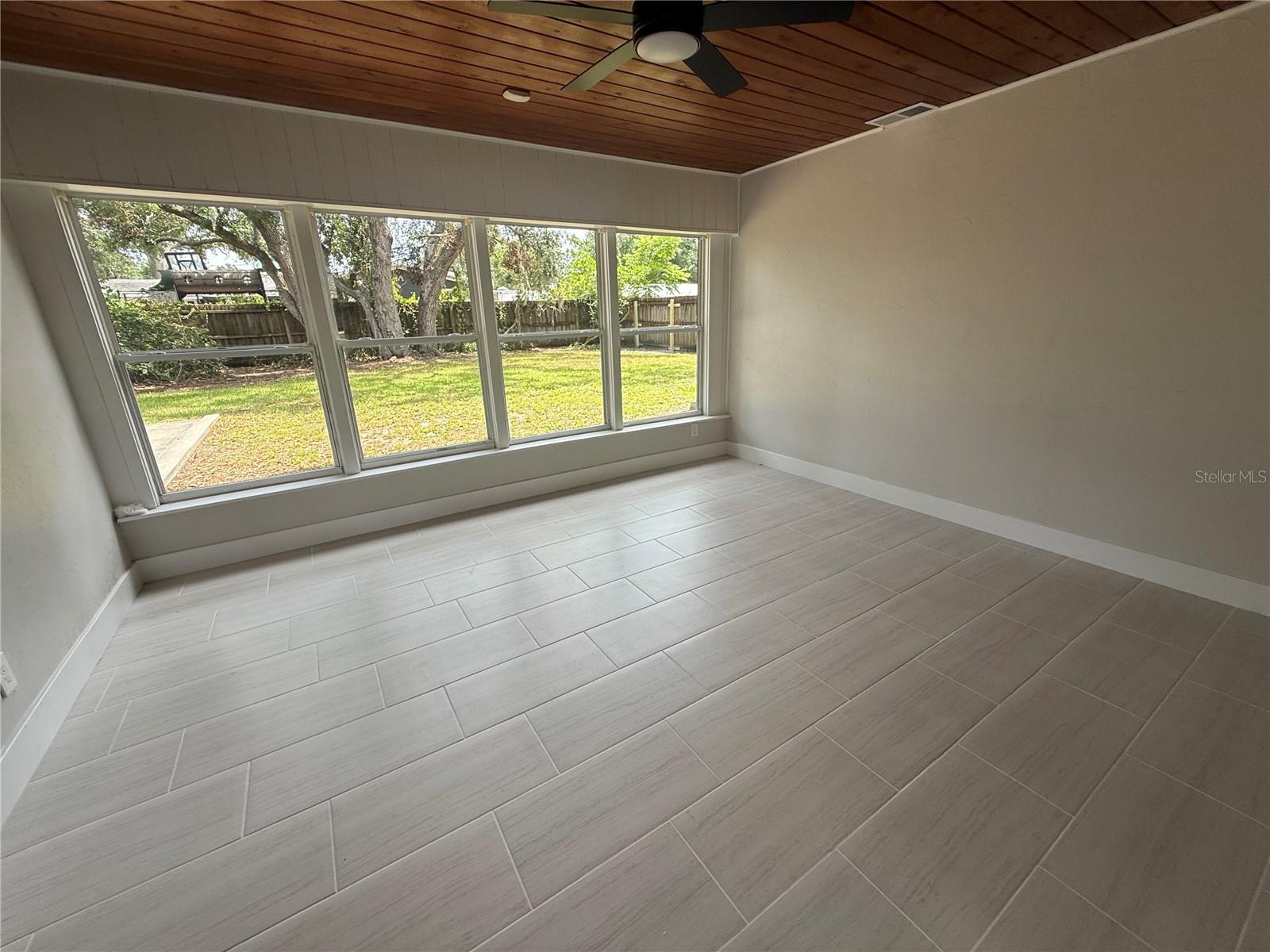 Image 11 of 36 For 3135 Alta Vista Street