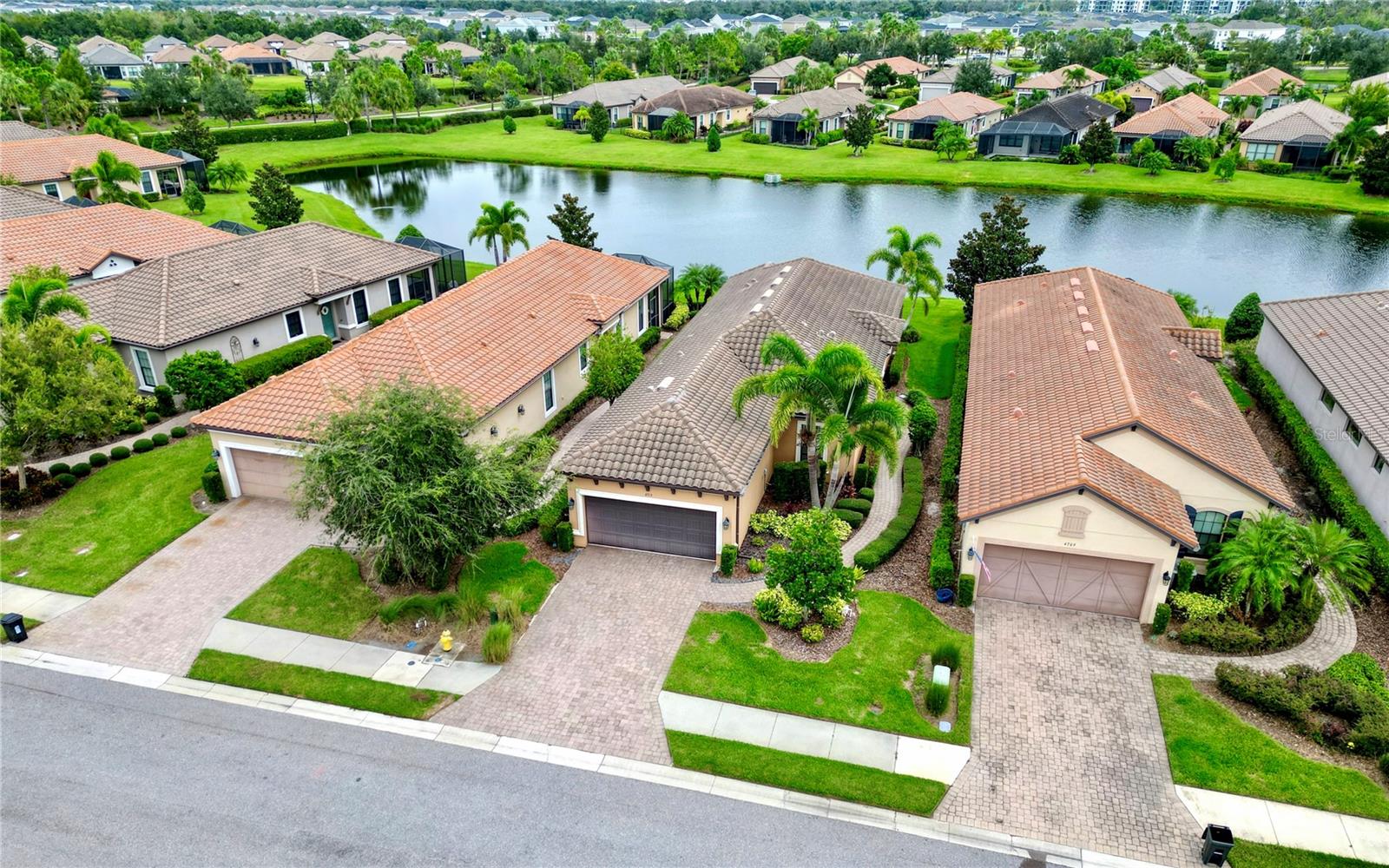 Image 3 of 59 For 4713 Stafford Court