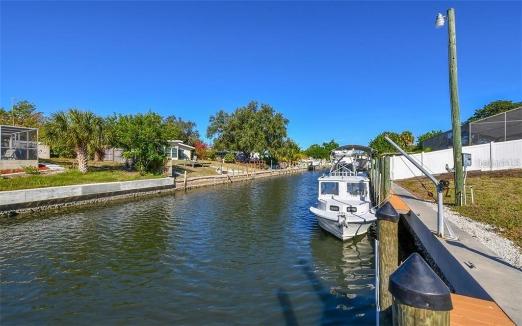 Image 2 of 17 For 404 Bryn Mawr Island