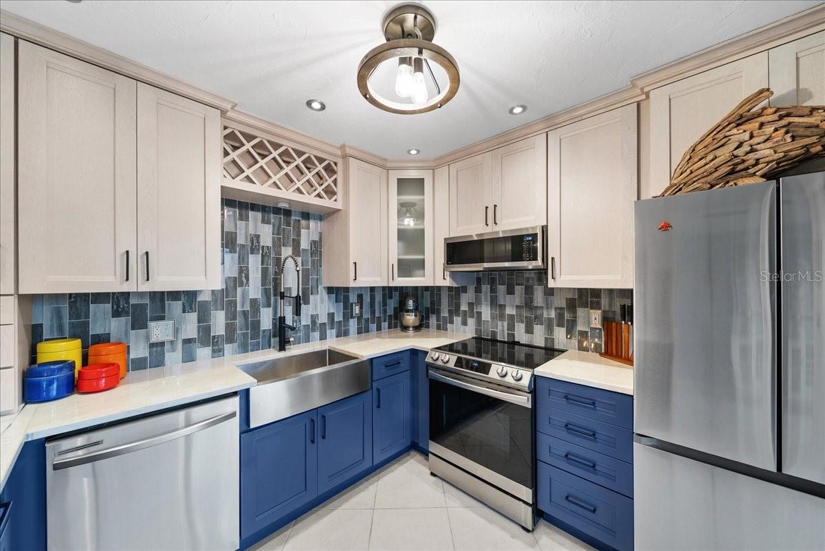 Image 8 of 45 For 1078 Bird Bay Way 302