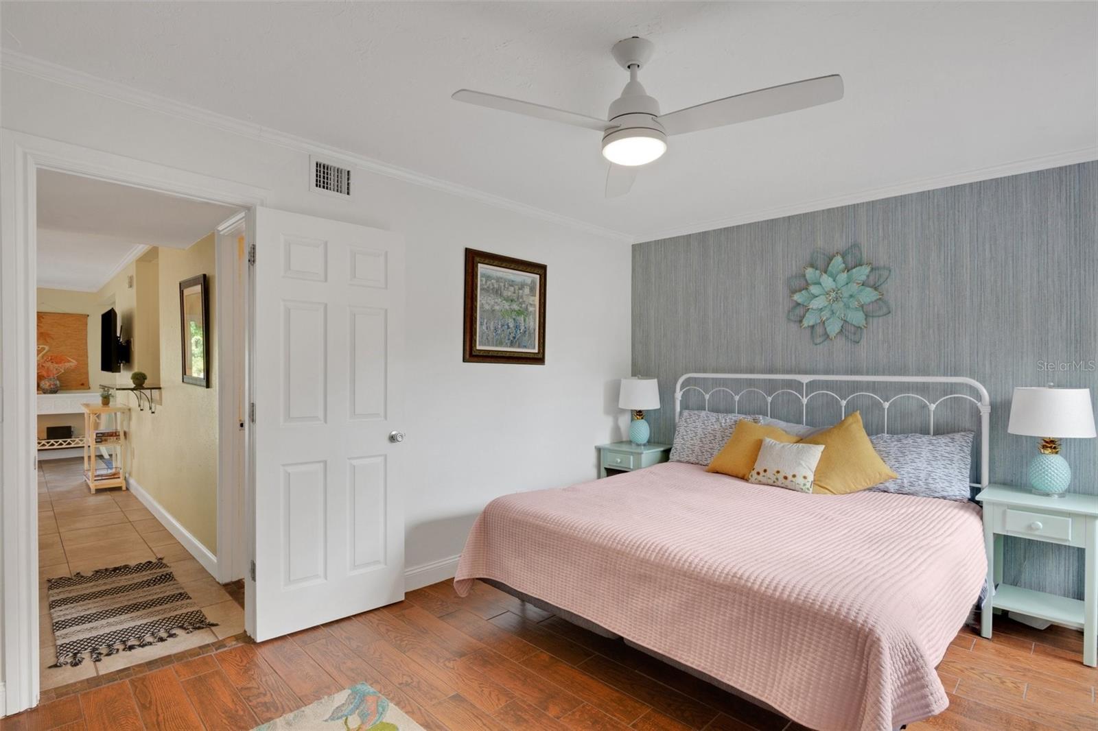 Image 21 of 26 For 3413 Clark Rd  114
