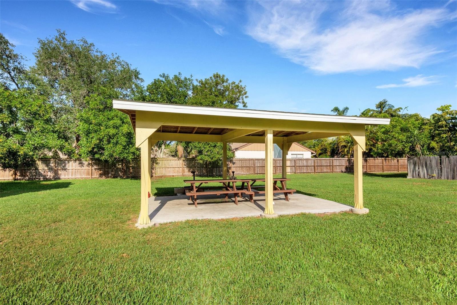 Image 31 of 36 For 3413 Clark Rd  114