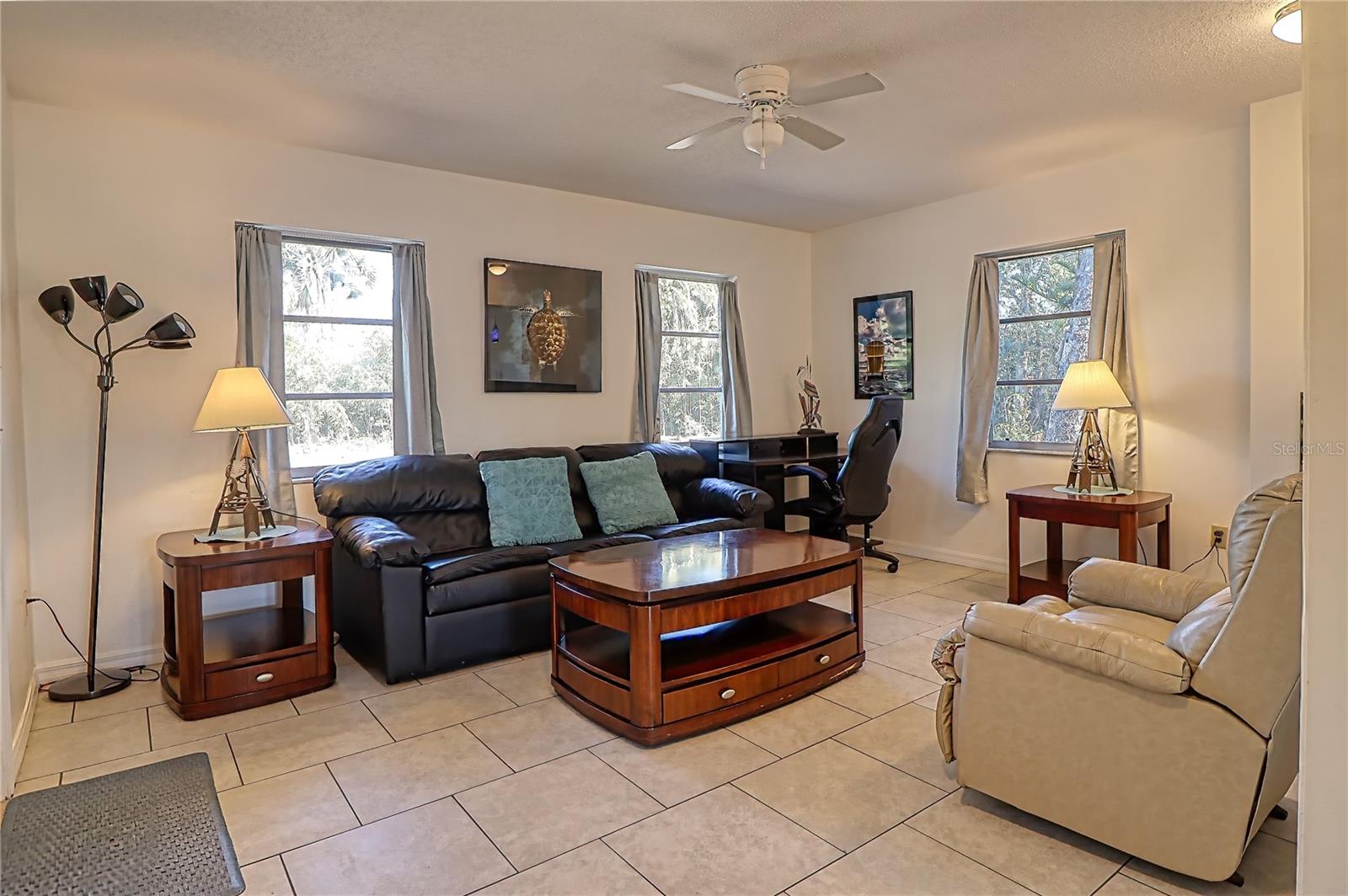 Image 13 of 38 For 11058 Deerwood Avenue