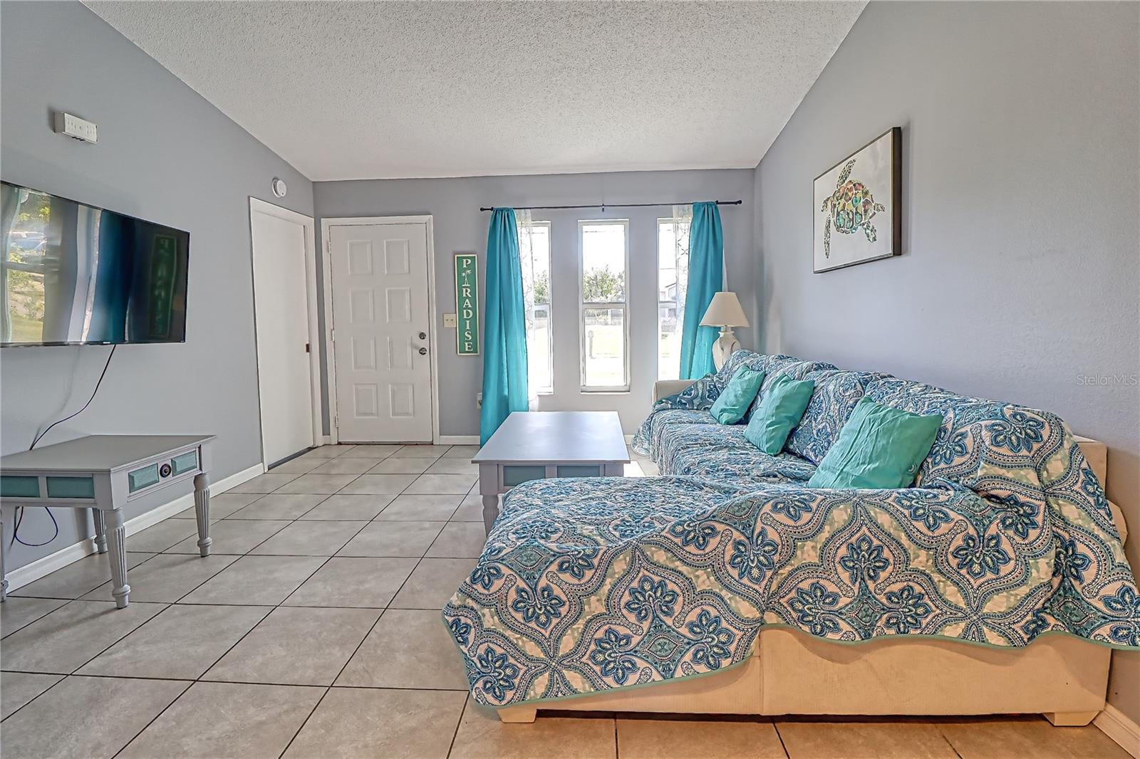 Image 9 of 38 For 11058 Deerwood Avenue