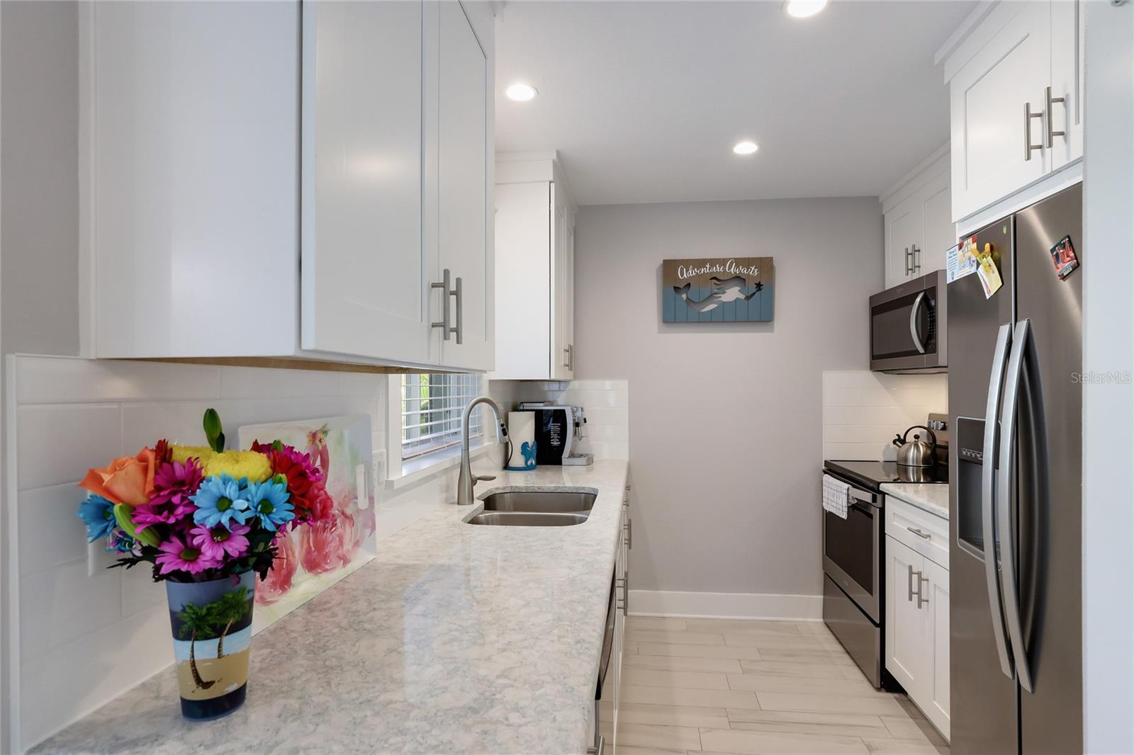 Image 11 of 28 For 5701 Holmes Boulevard B