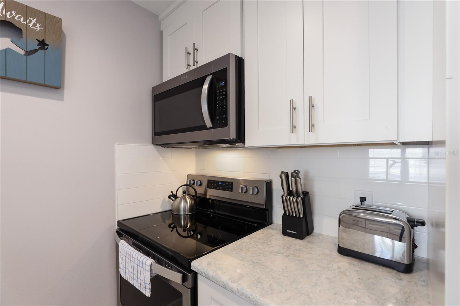 Image 13 of 28 For 5701 Holmes Boulevard B