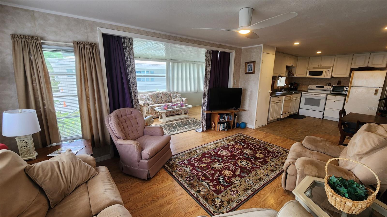 Image 13 of 39 For 3402 Spanish Oak Terrace