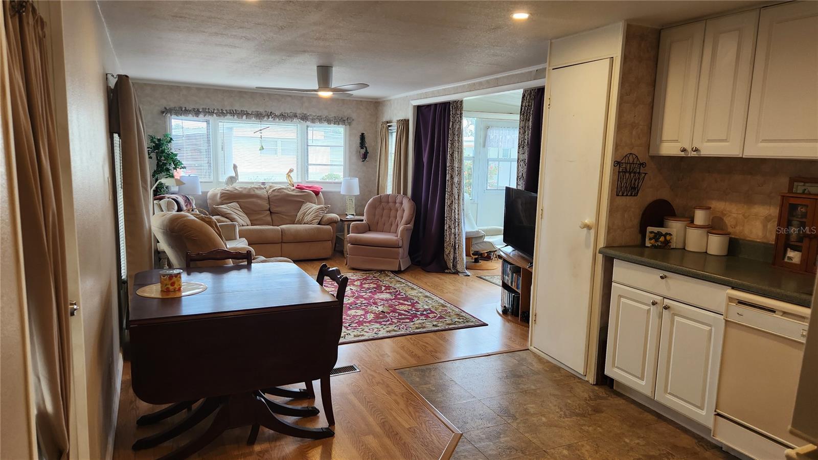 Image 7 of 39 For 3402 Spanish Oak Terrace