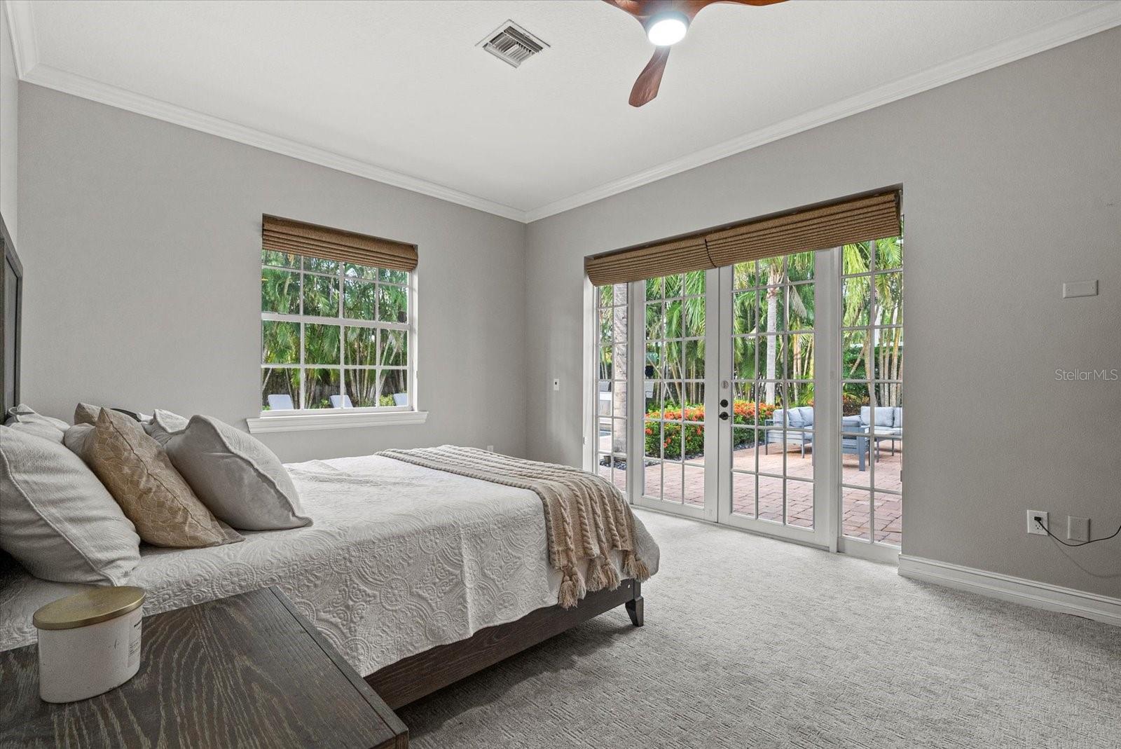 Listing photo id 24 for 213 Gaines Avenue