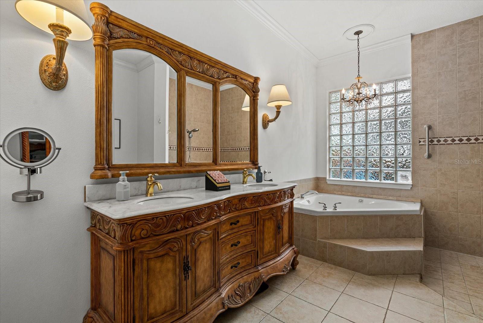 Listing photo id 25 for 213 Gaines Avenue