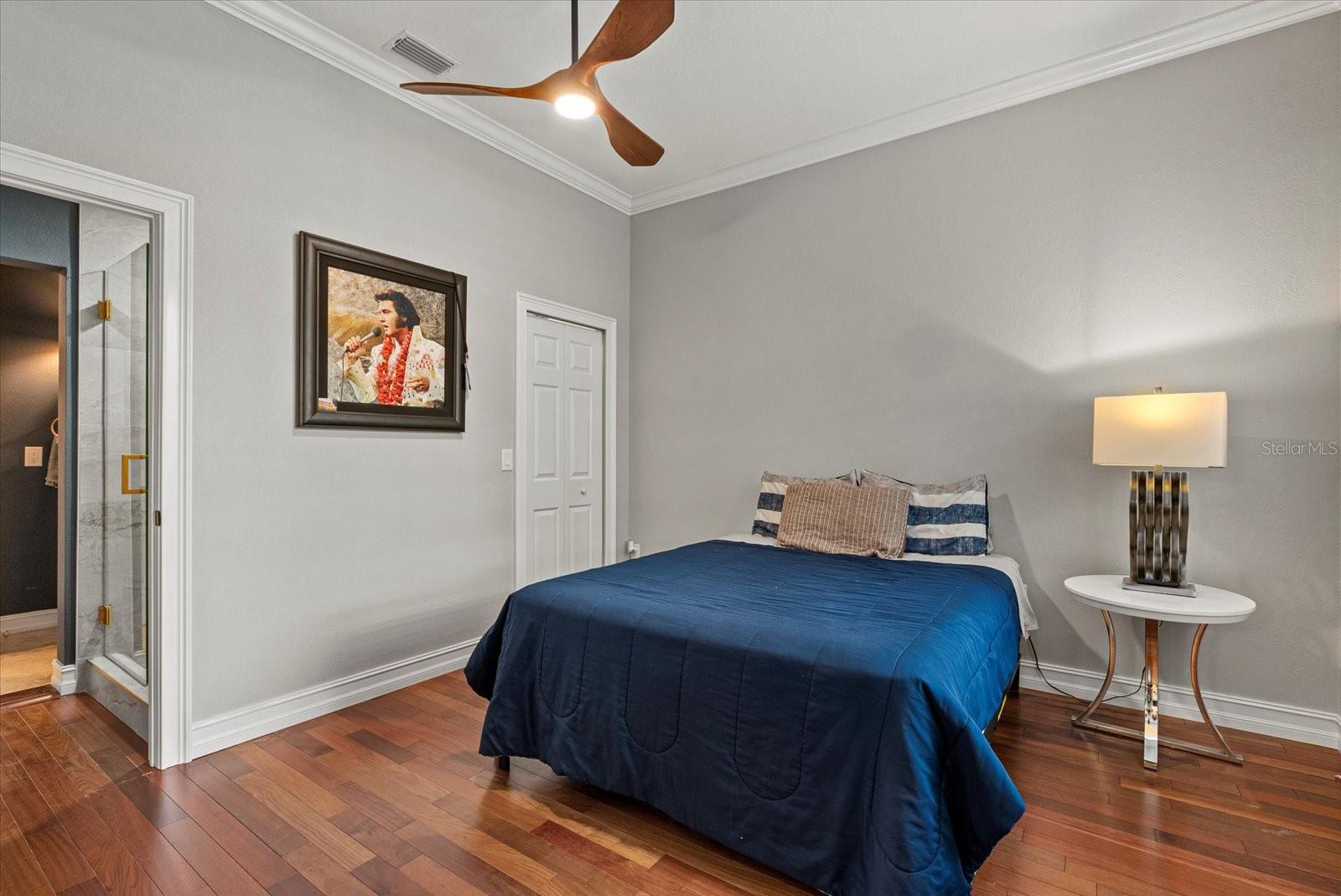 Listing photo id 26 for 213 Gaines Avenue