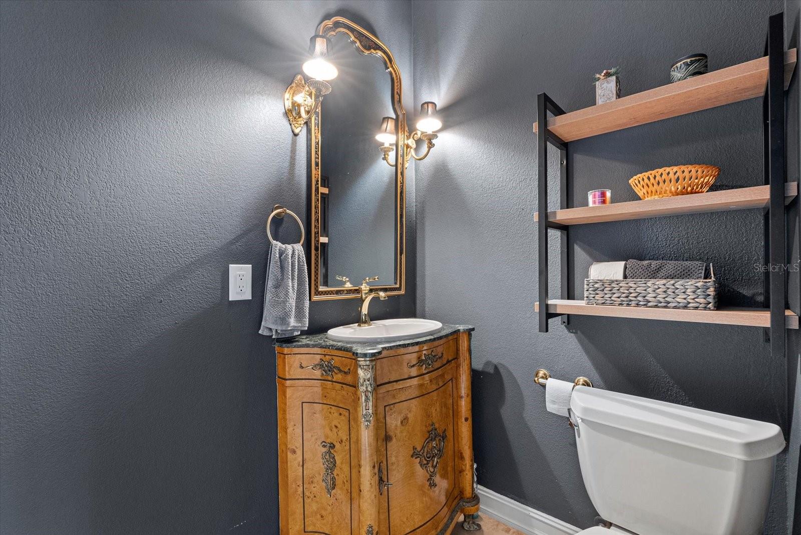 Listing photo id 28 for 213 Gaines Avenue