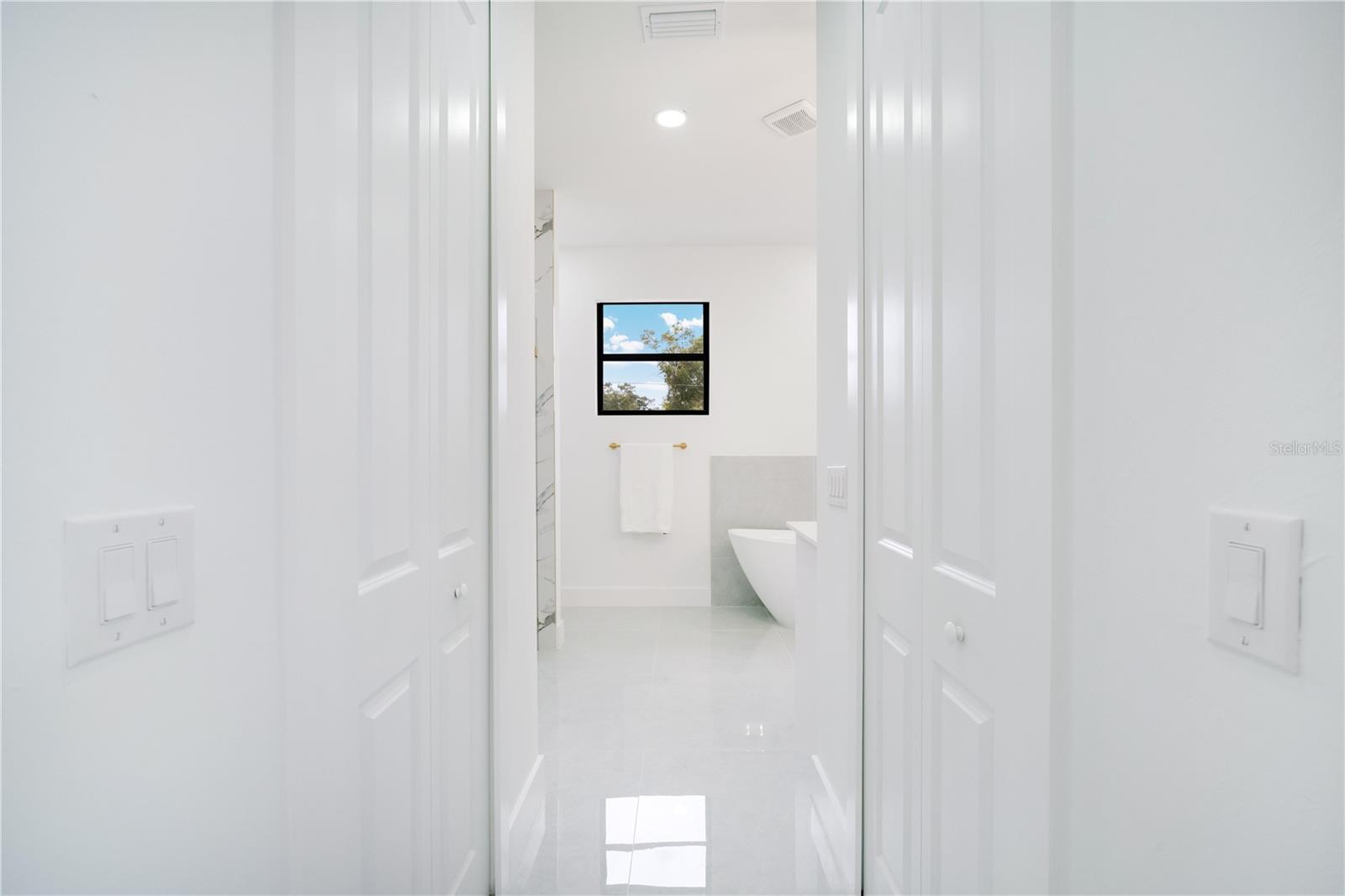 Image 18 of 45 For 1270 Miliken Terrace