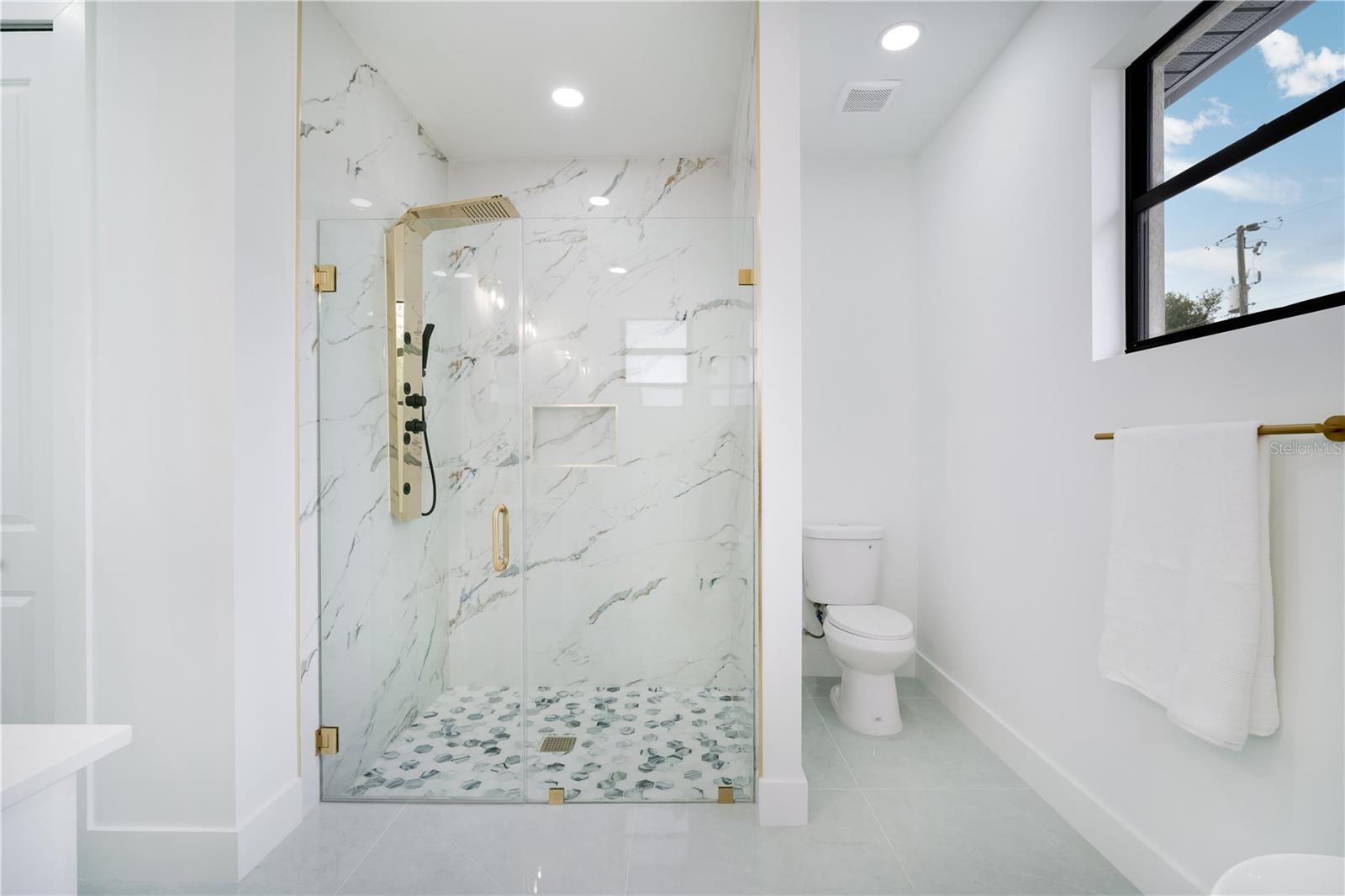 Image 25 of 45 For 1270 Miliken Terrace