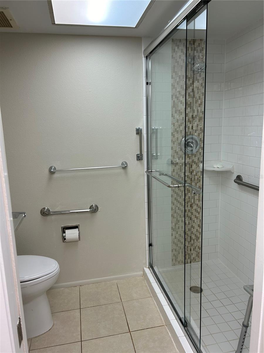 Image 6 of 14 For 1510 1st Avenue W 502