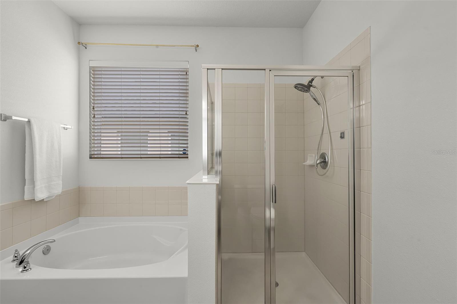 Image 23 of 37 For 2815 Shelburne Way