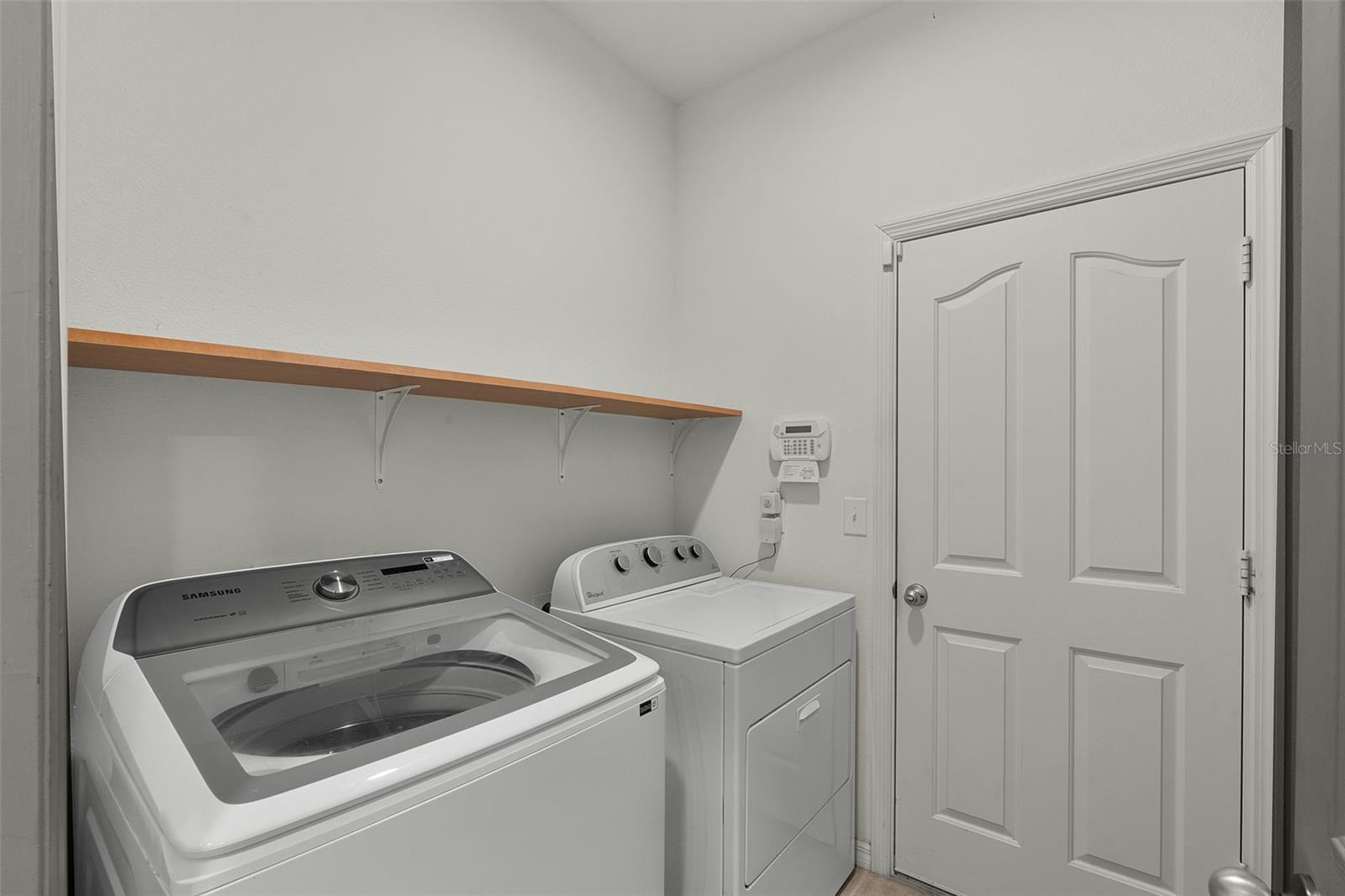 Image 25 of 37 For 2815 Shelburne Way