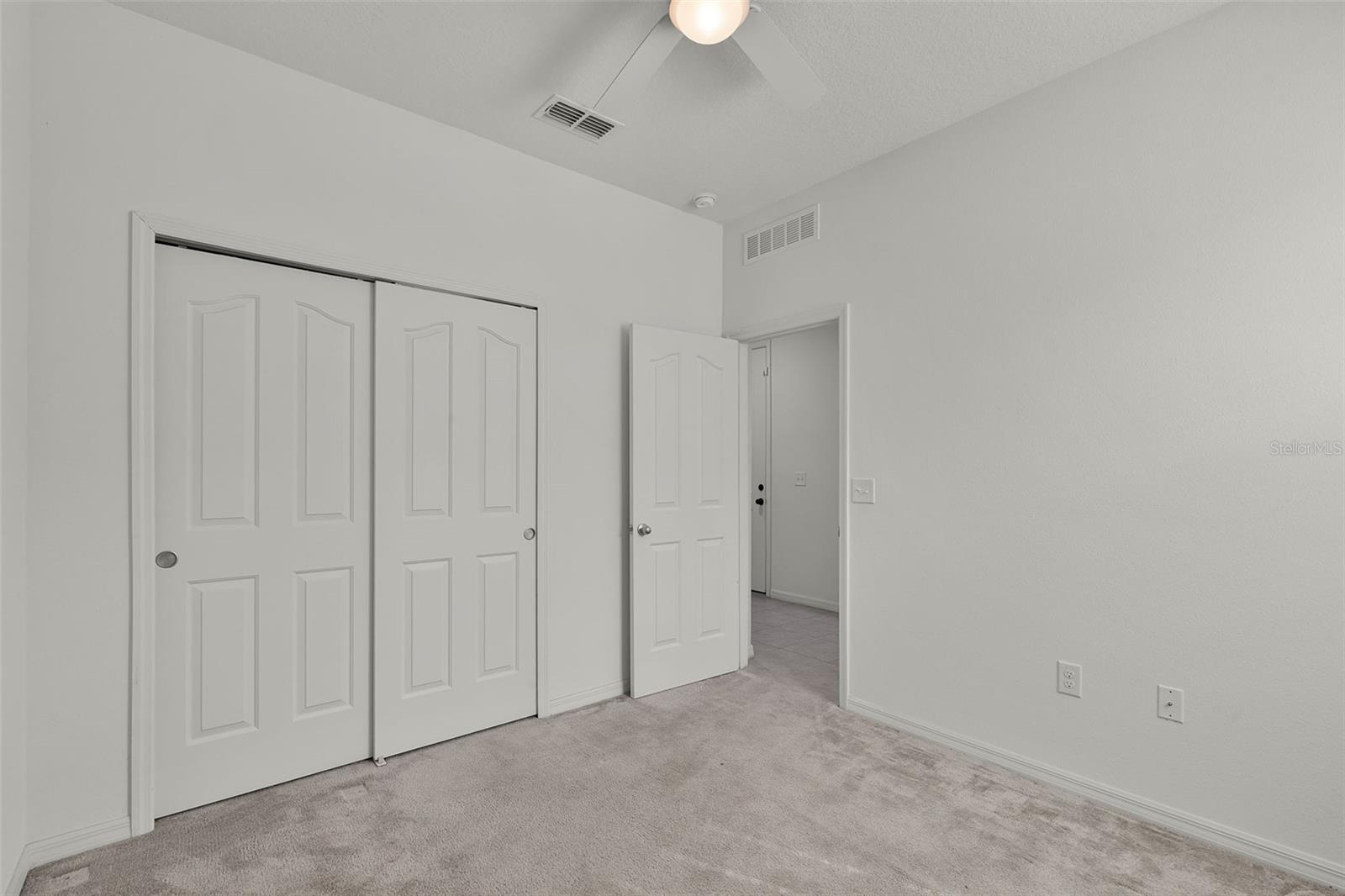 Image 27 of 37 For 2815 Shelburne Way