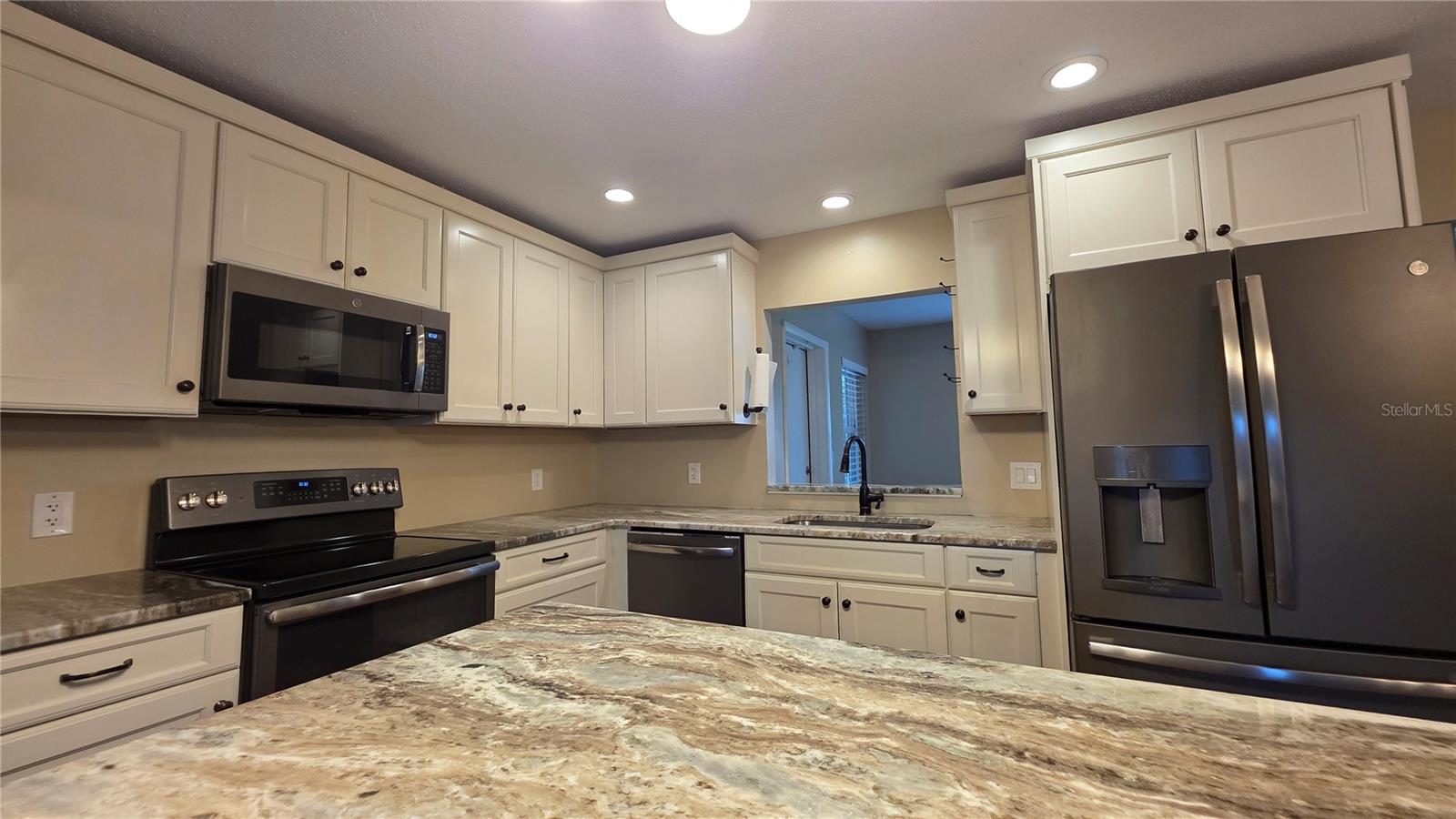 Image 3 of 26 For 3114 22nd Avenue W
