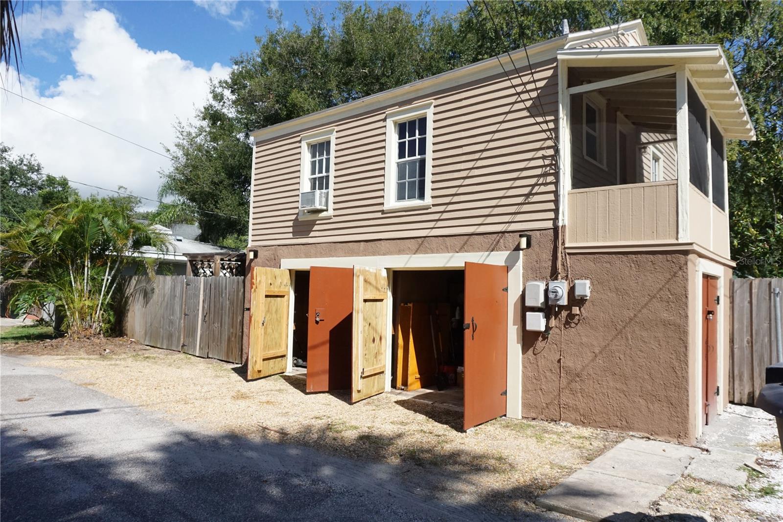 Image 20 of 32 For 1066 18th Avenue N