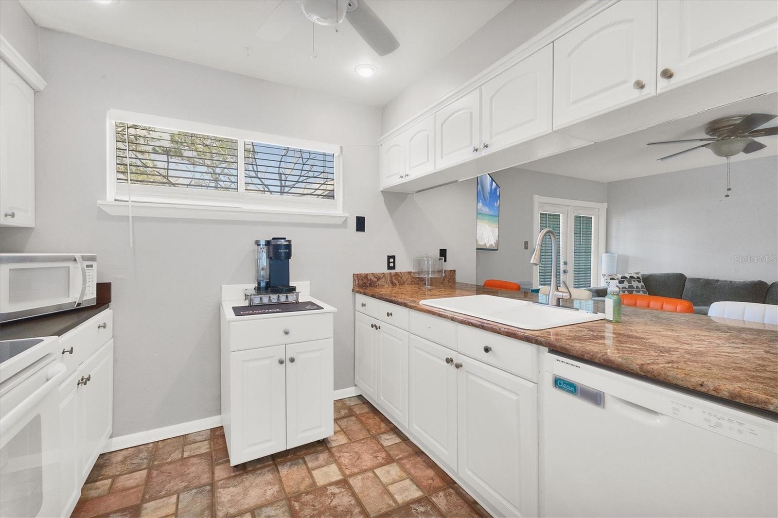 Image 11 of 56 For 4371 Sandner Drive 4371