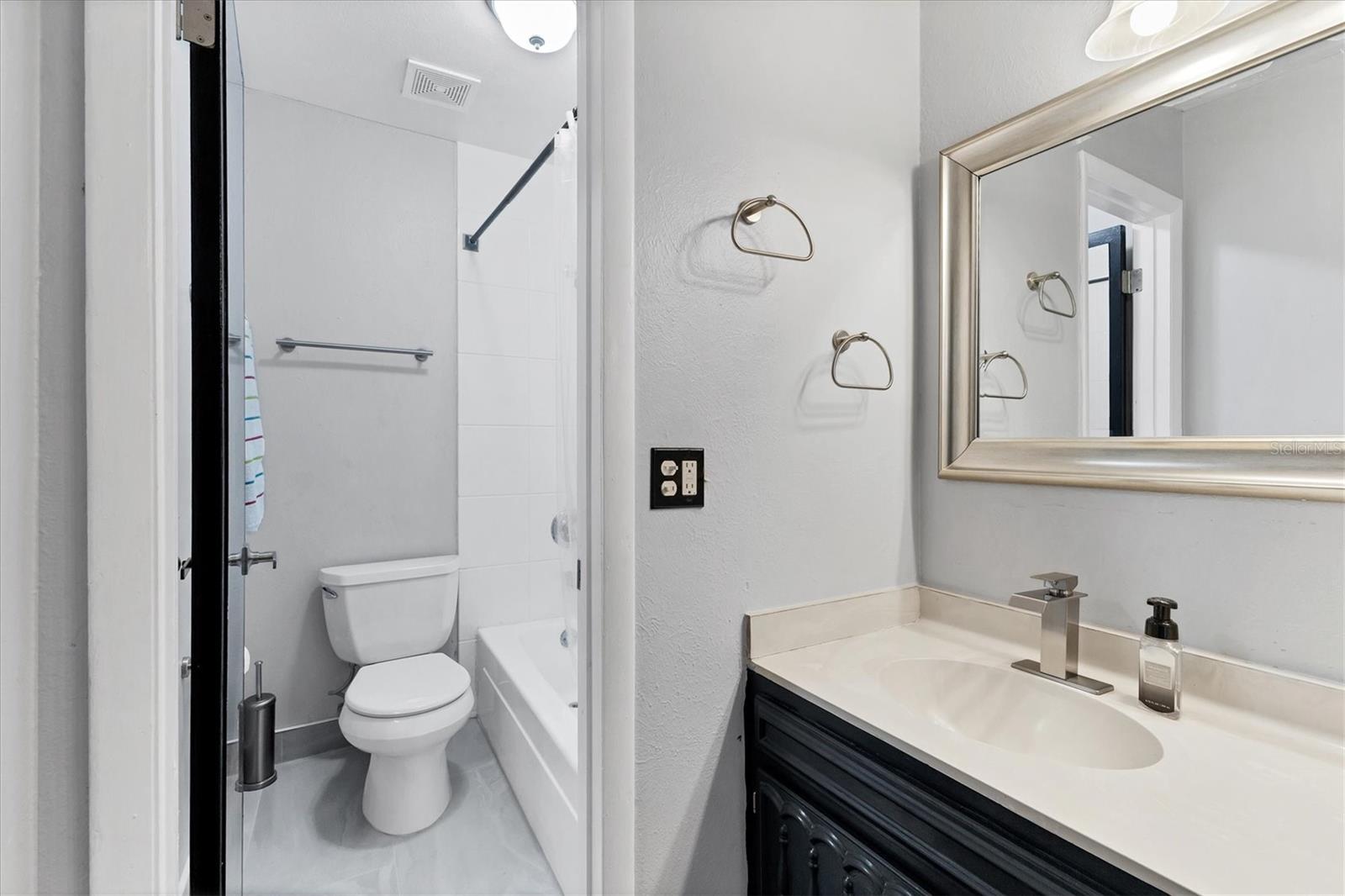 Image 25 of 56 For 4371 Sandner Drive 4371