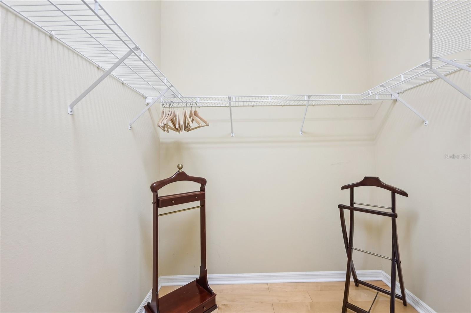 Image 15 of 26 For 3829 Alamanda Drive