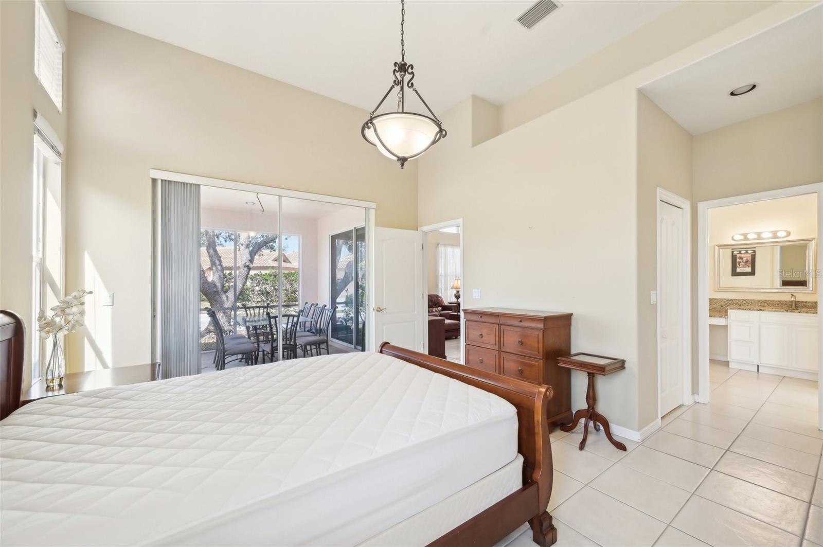 Image 20 of 26 For 3829 Alamanda Drive