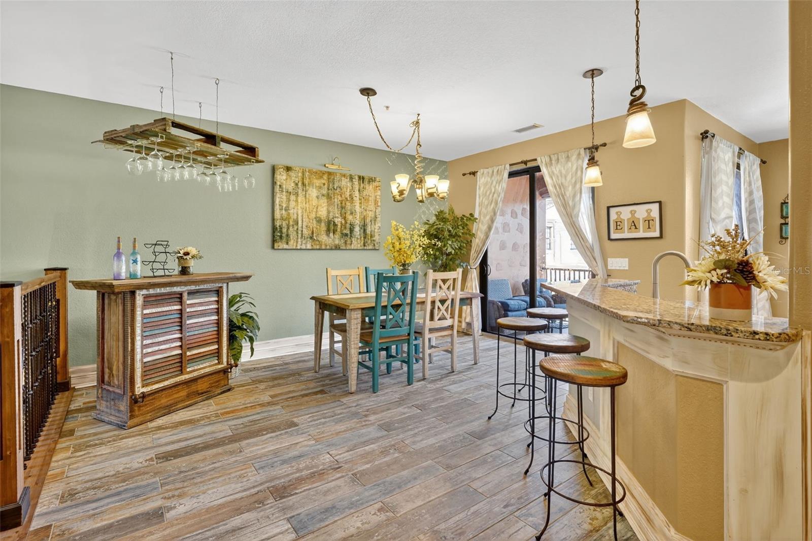 Image 21 of 39 For 8421 Olinda Way 3608