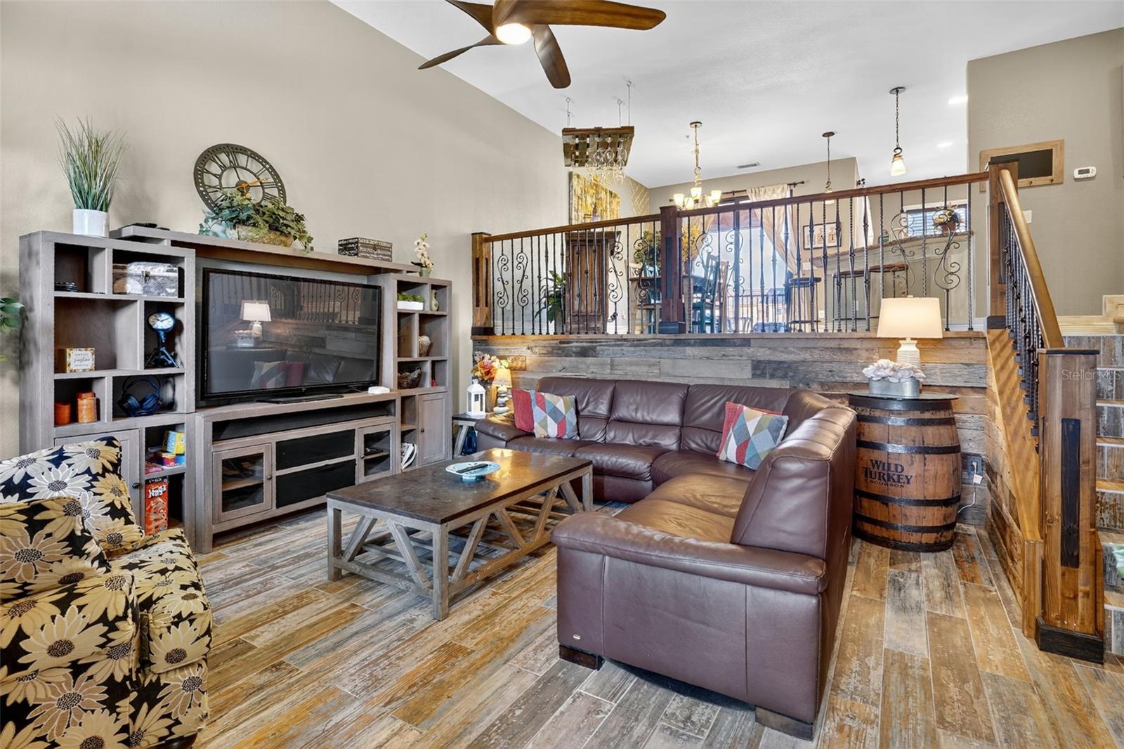 Image 8 of 39 For 8421 Olinda Way 3608